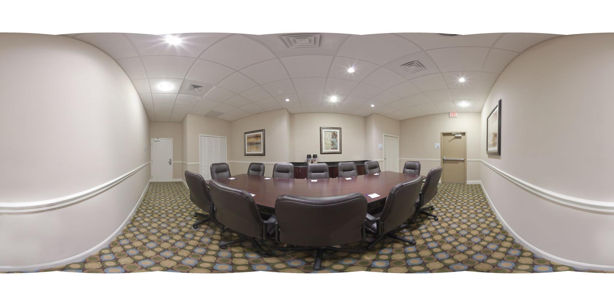 Centro de Negocios Holiday Inn Express & Suites Palatka Northwest IHG