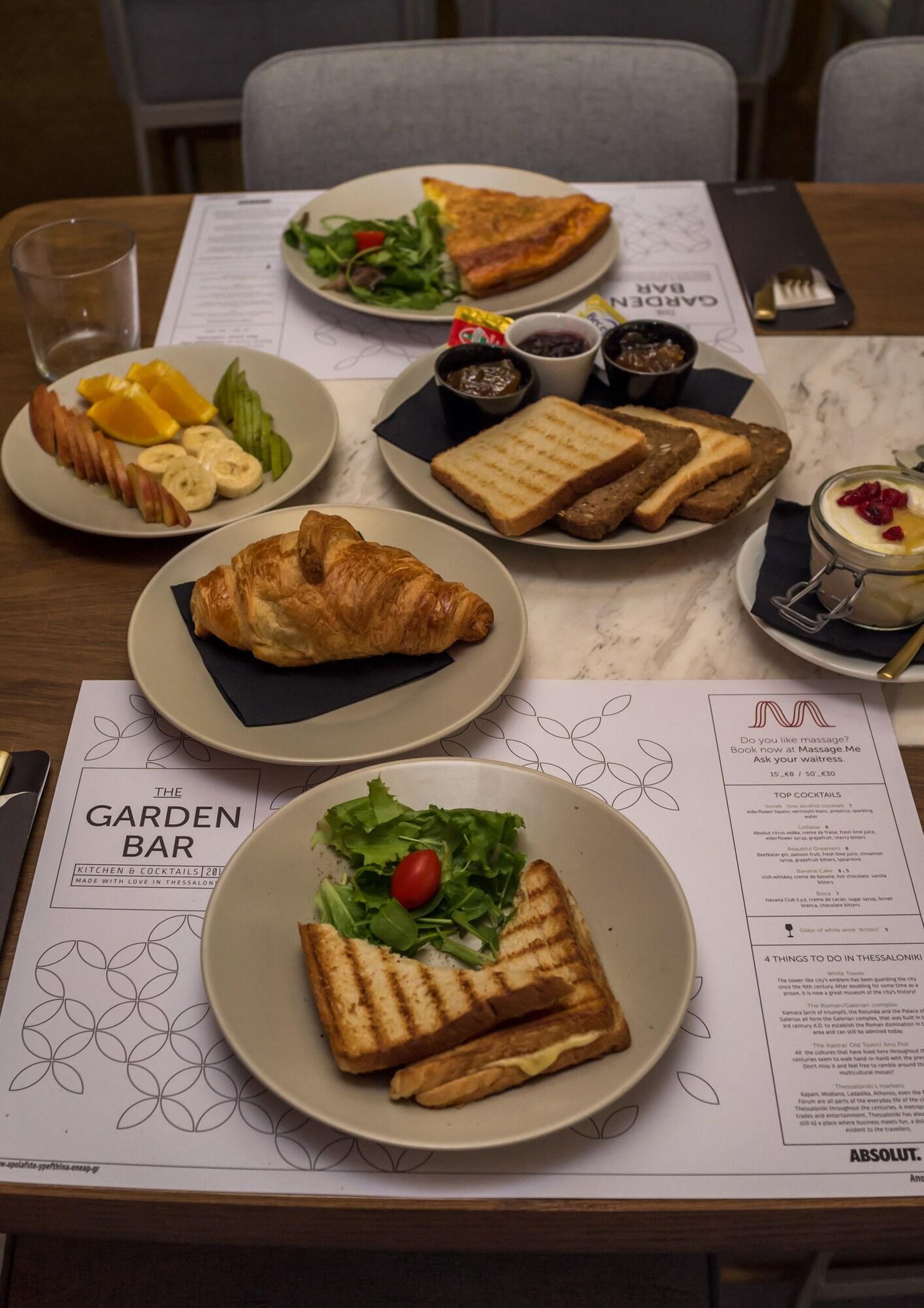 Restaurant COLORS Urban Hotel Thessaloniki