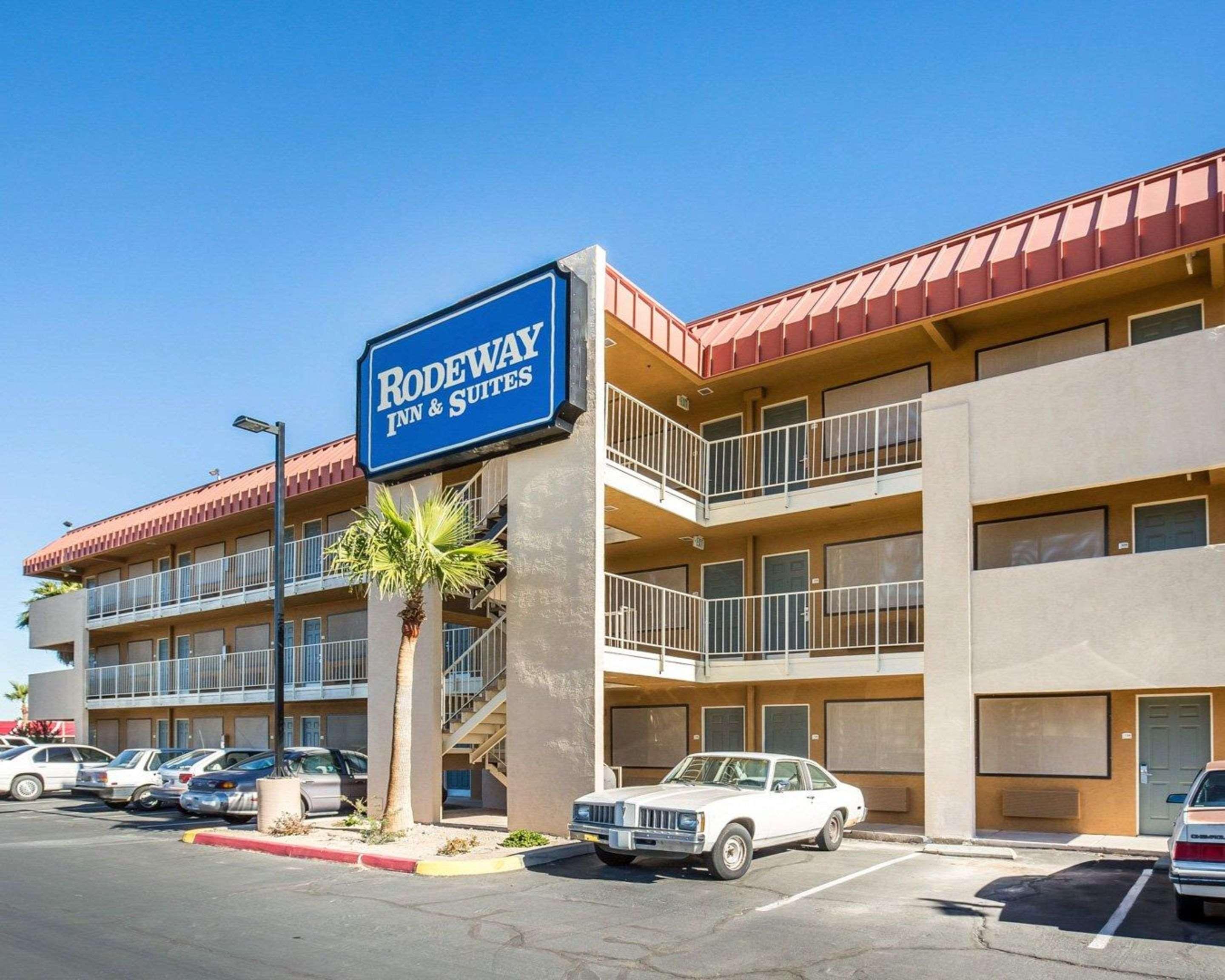 Vista Exterior Rodeway Inn & Suites Needles