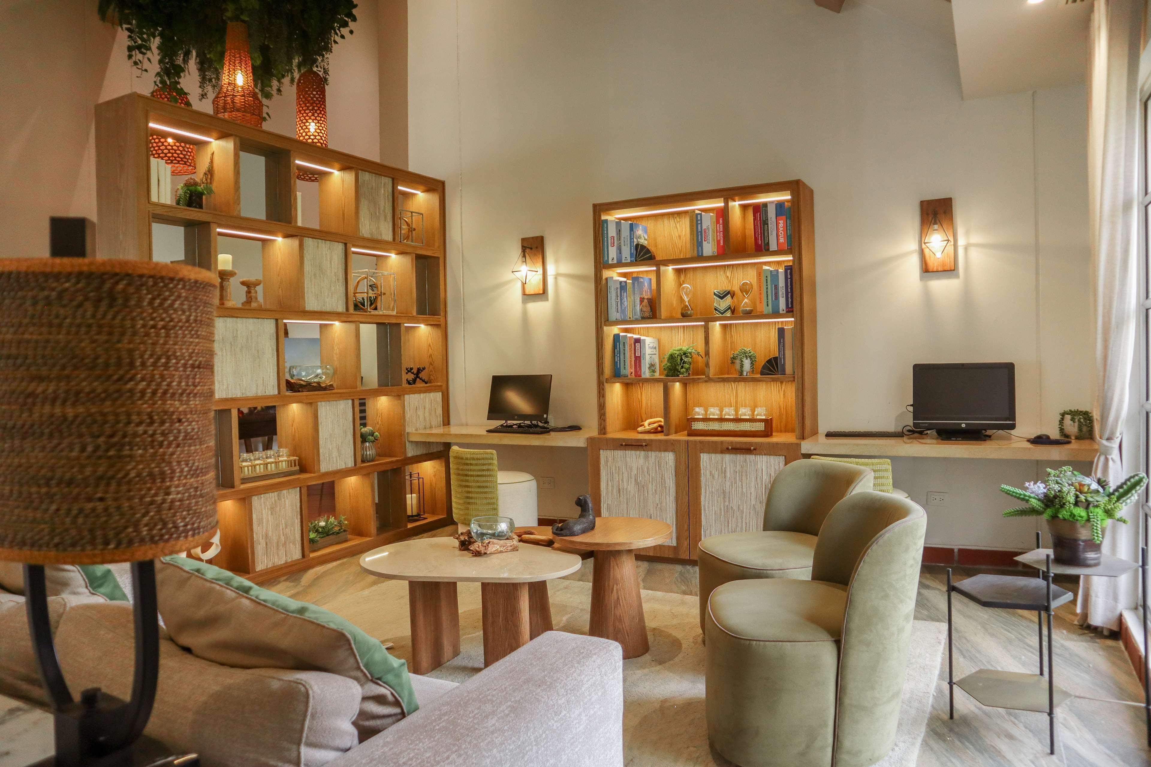 Vista Exterior Oro Verde Machala