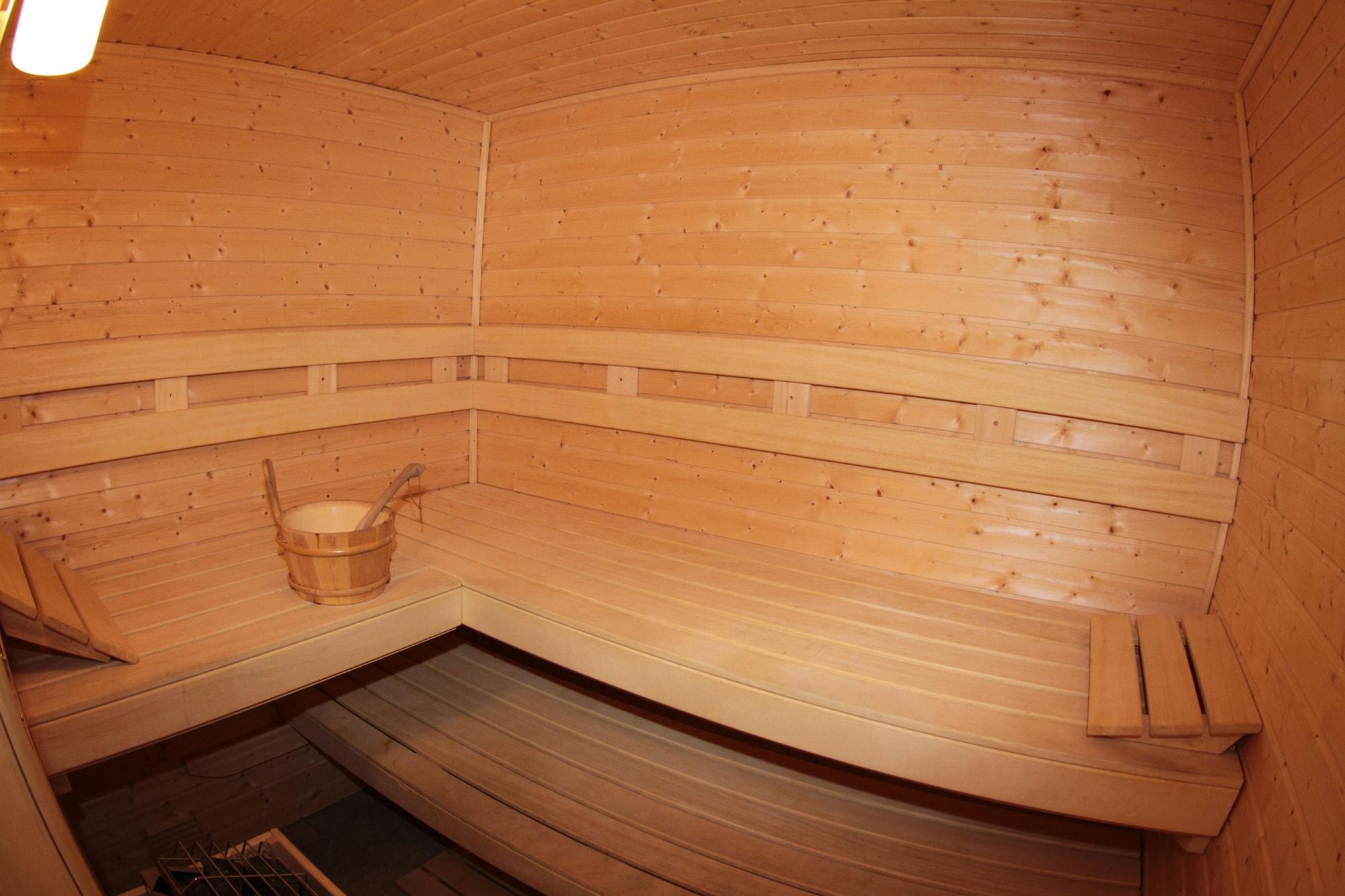 Spa Minor Bay Lodge & Outposts