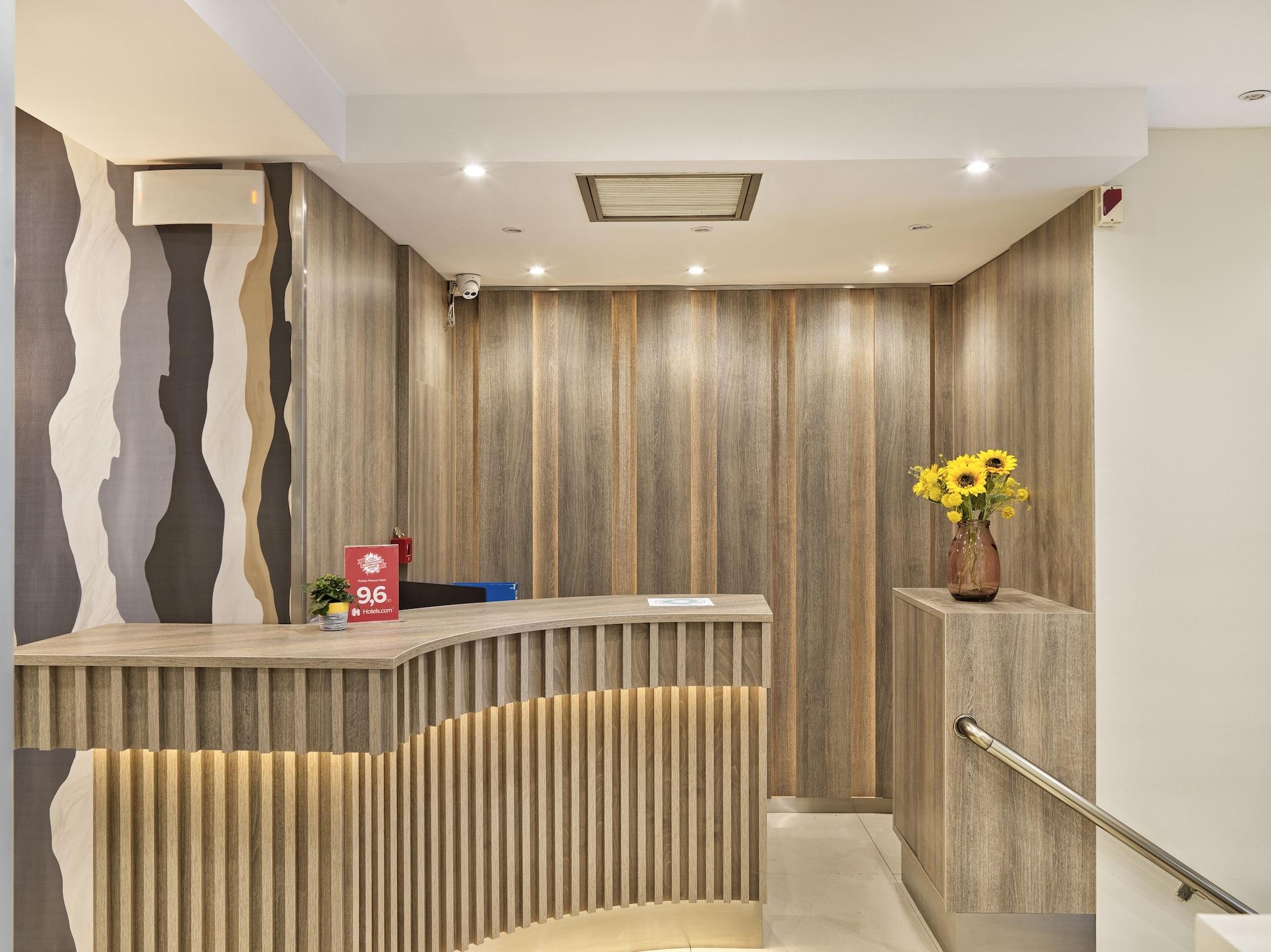 Varios Phidias Piraeus Hotel