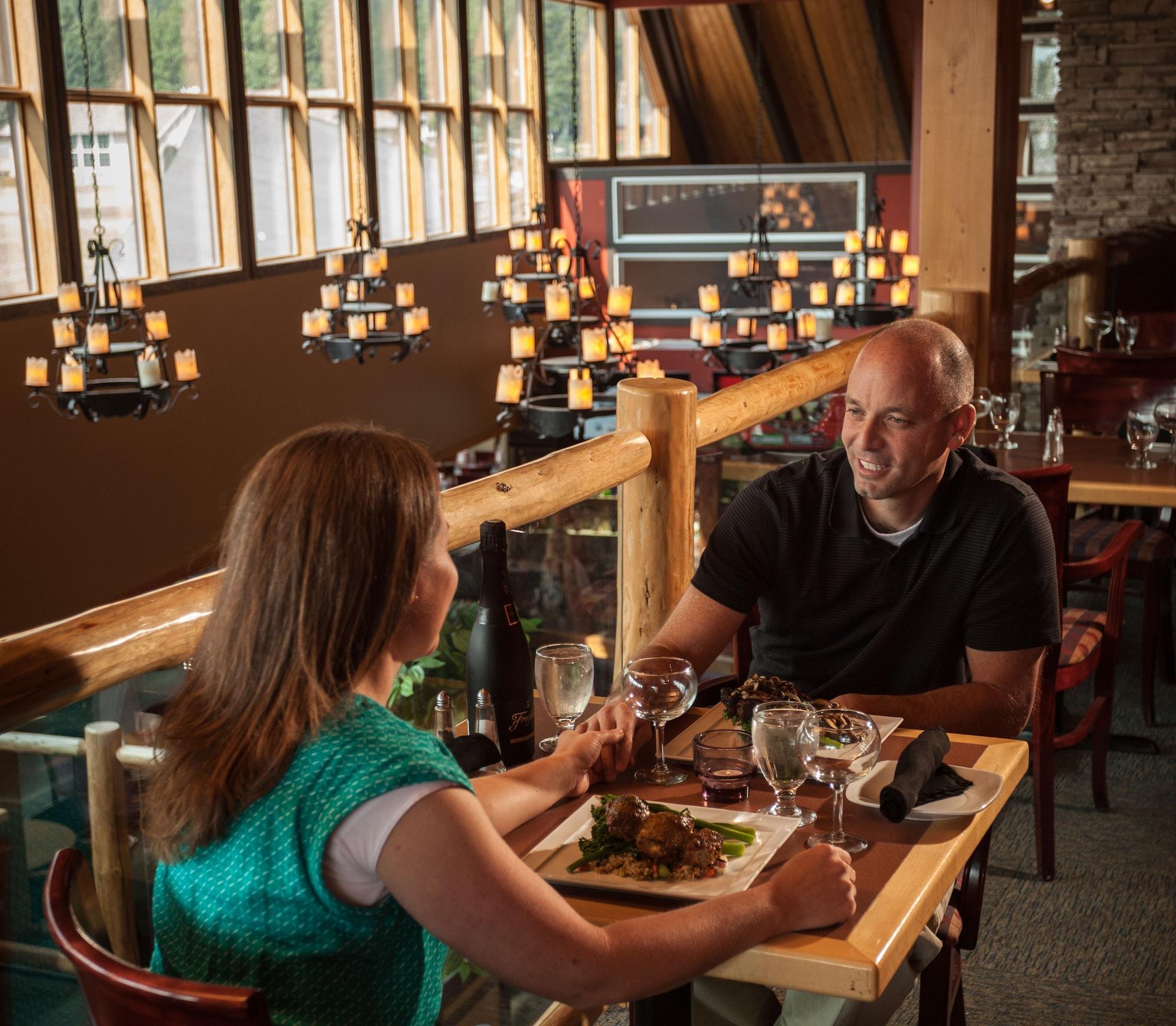 Restaurant Waterton Lakes Lodge Resort