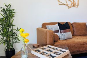 Alojamiento - Cozy Walk of Fame gem. 1b1b, Free Parking, Pool, Private Balcony, WiFi & more!