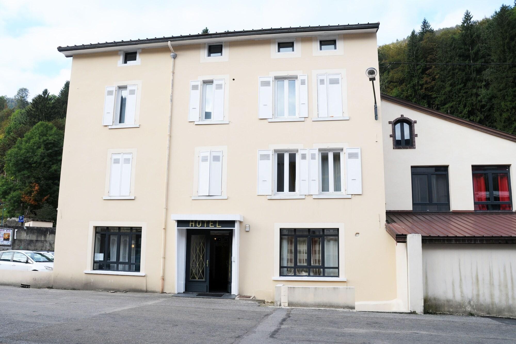 Vista Exterior Hotel Akena De Morez
