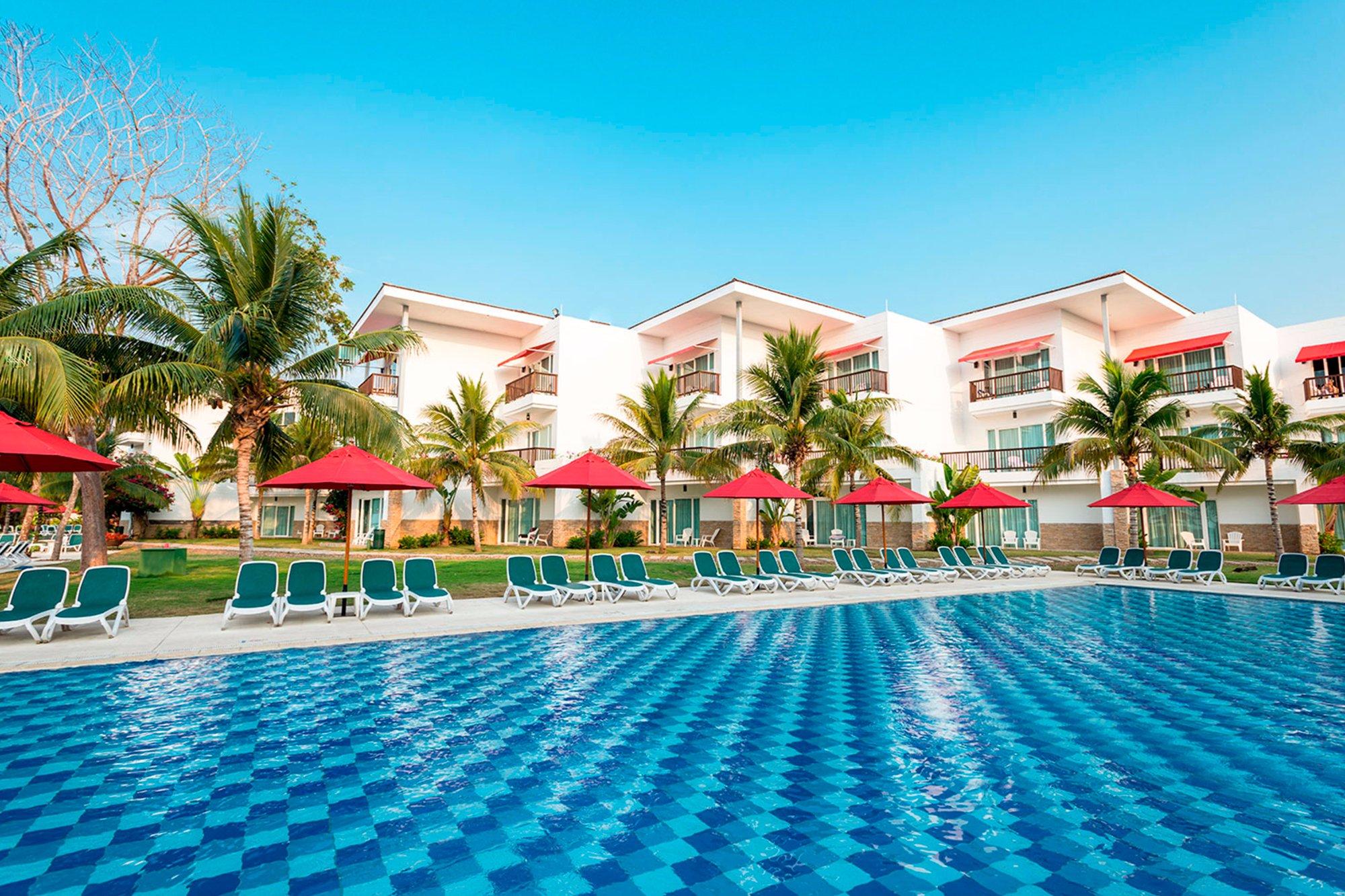 Vista Piscina Decameron Barú All Inclusive
