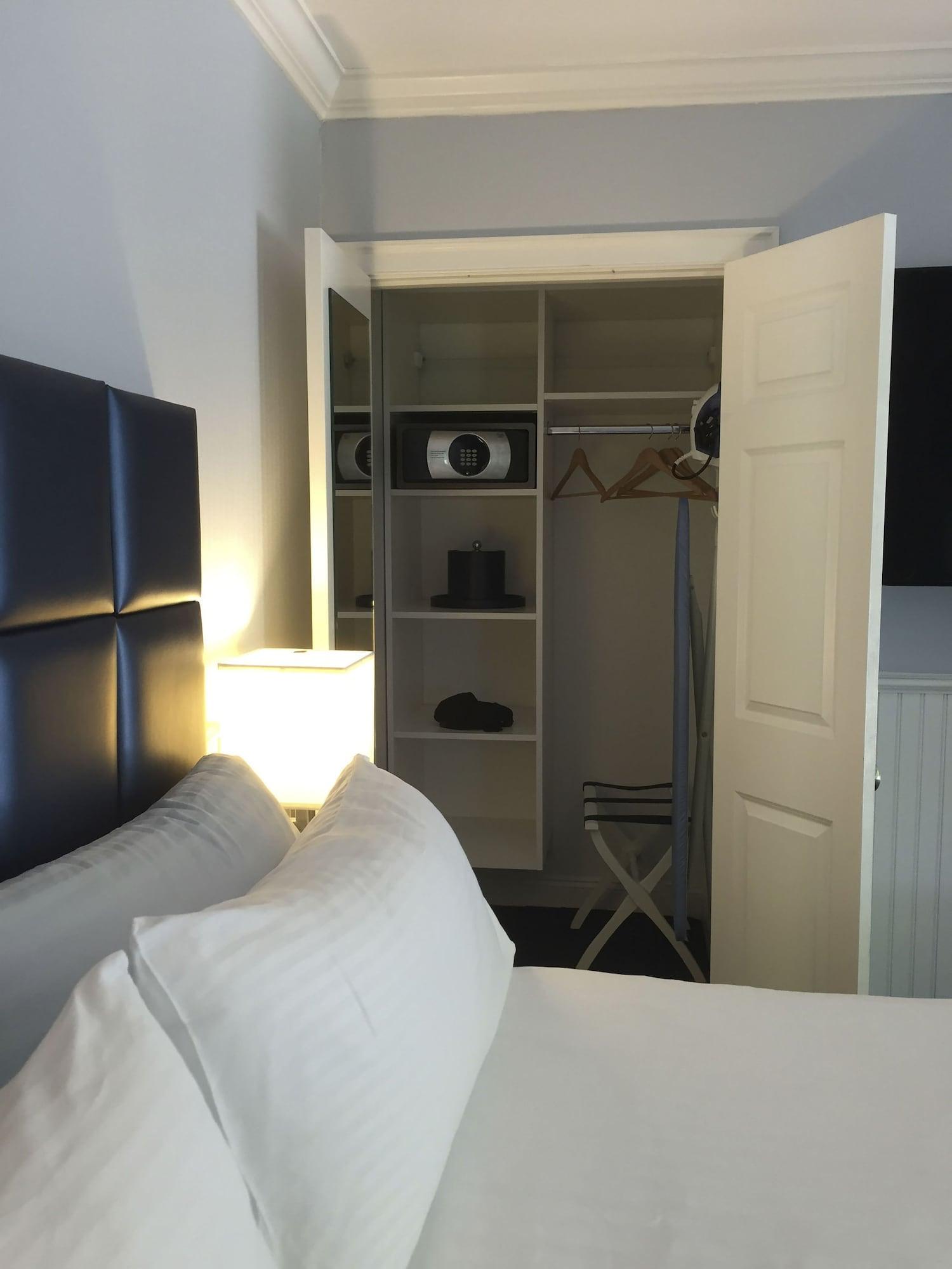 Set de Habitación Atlantic Inn