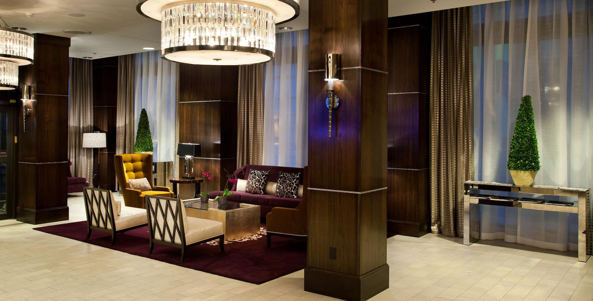 Vista Lobby Ambassador Hotel Wichita, Autograph Collection