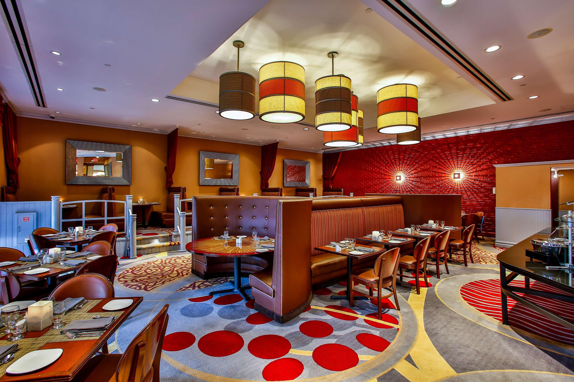 Restaurant DoubleTree by Hilton Chicago - Alsip
