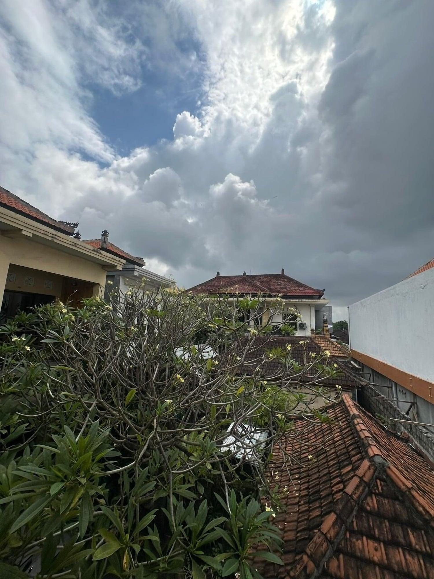 Comodidades del Alojamiento Sari Buana Bed & Breakfast