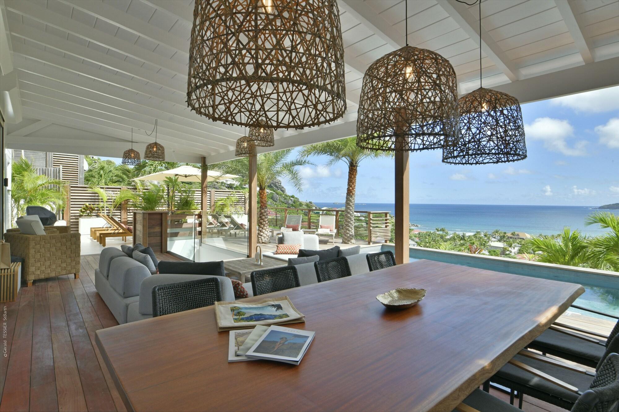 Varios Villa Nagabaaja