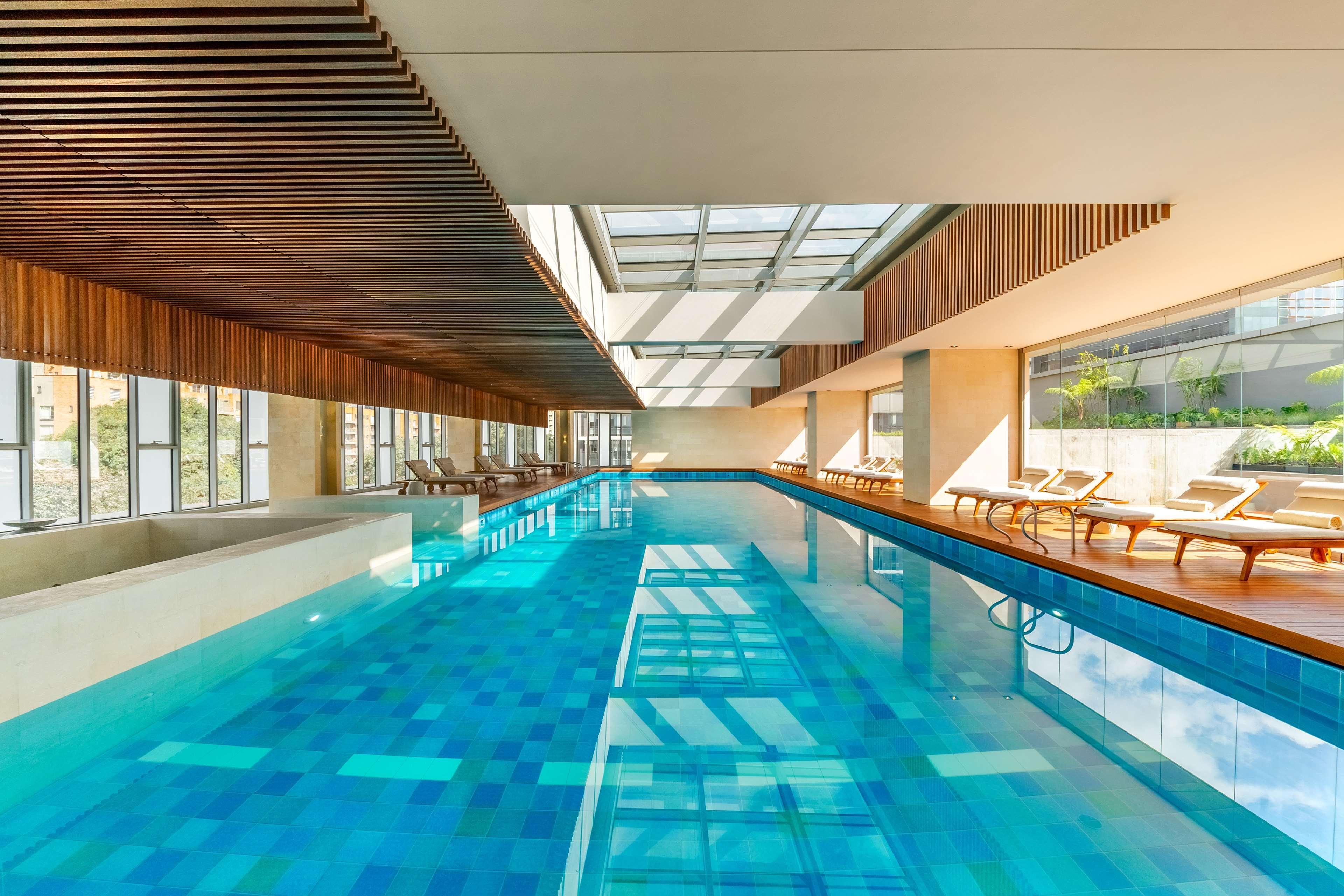Vista Piscina Grand Hyatt Bogota