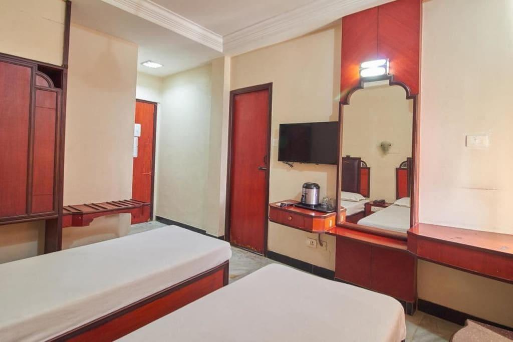 Set de Habitación Hotel Naveen