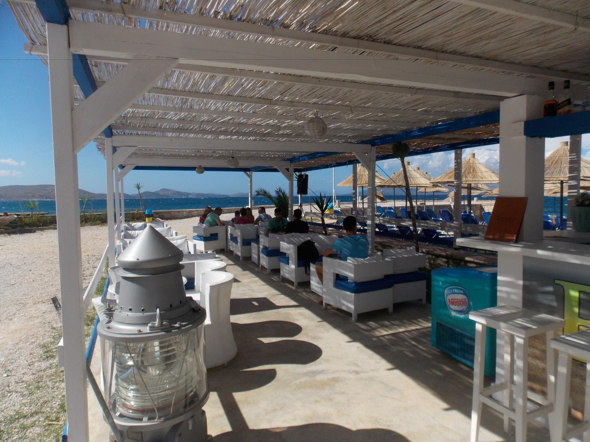 Bar/Salón Sunset Suites