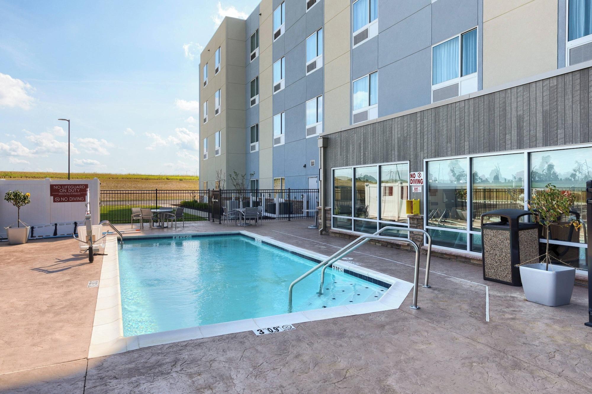 Vista Piscina TownePlace Suites by Marriott Owensboro