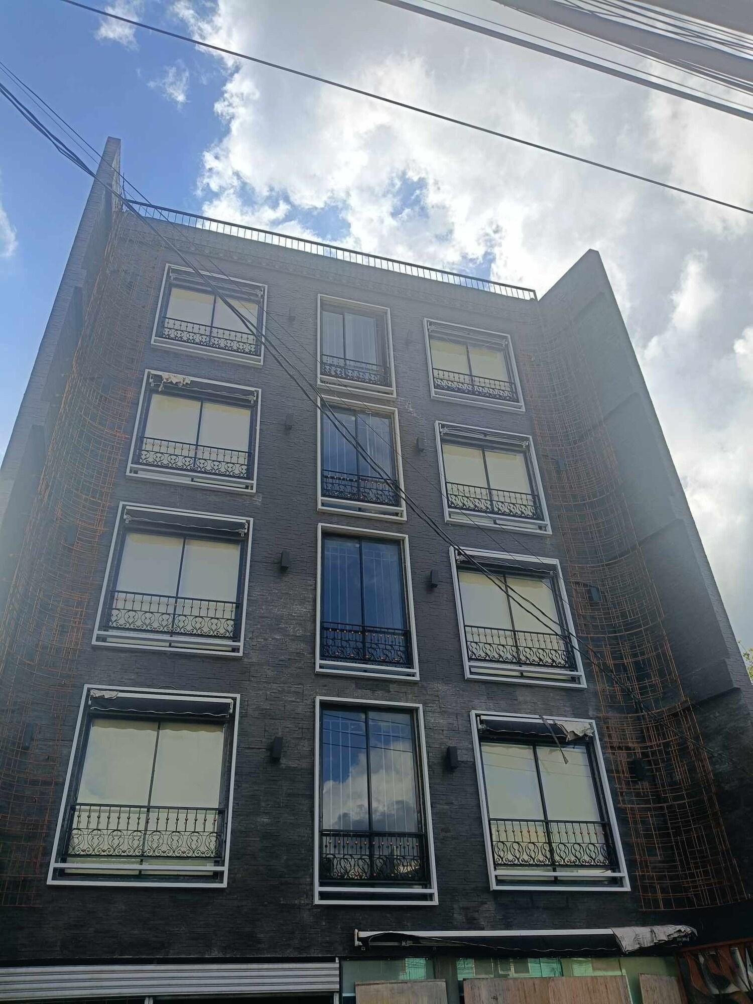 Vista Exterior Hello Stay Hostel