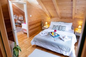 Alquiler Vacacional - Immaculate 4-bed Cottage in Kolasin / Montenegro