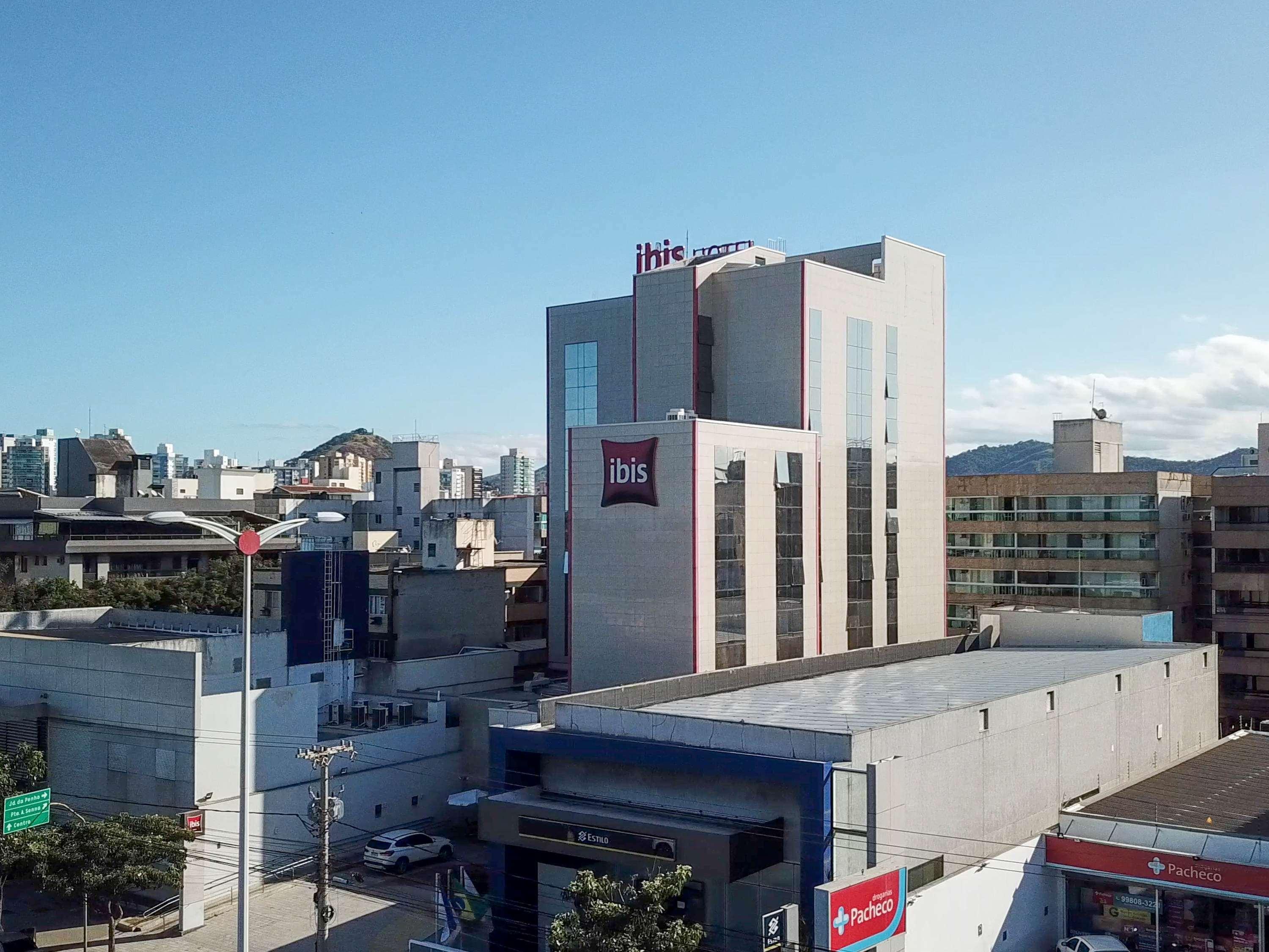Vista Lobby ibis Vitoria Praia de Camburi