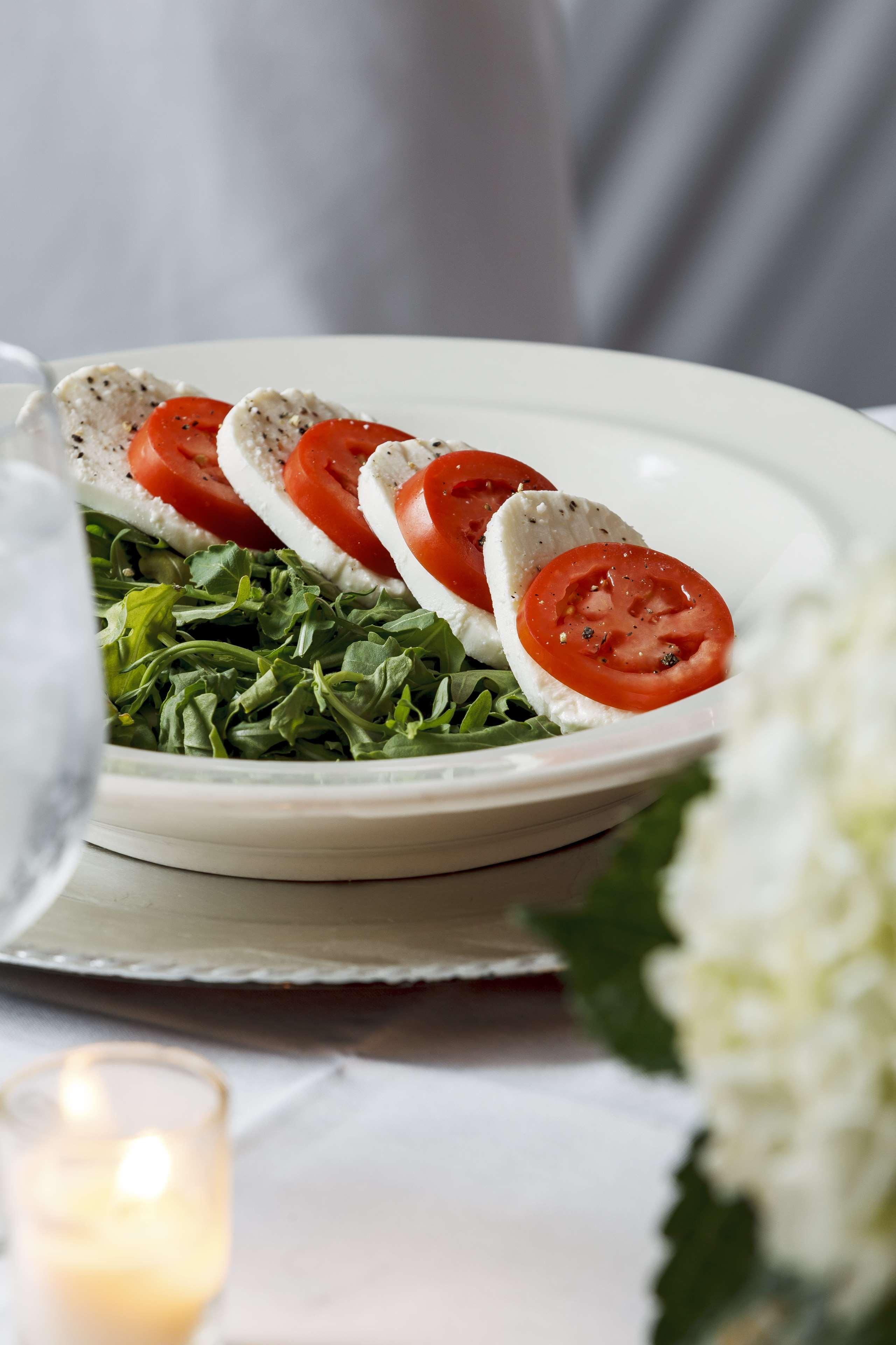 Restaurant Roosevelt Grand Dakota, SureStay Collection by Best Western