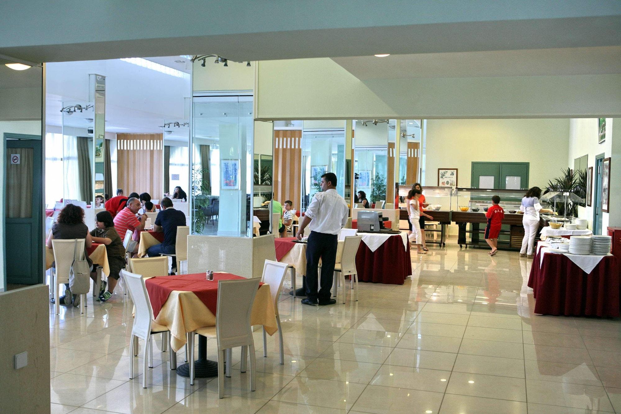 Restaurant Silver Bay Hotel & Bungalows