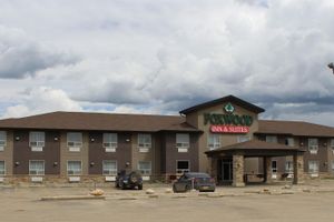 Alojamiento - Foxwood Inn & Suites