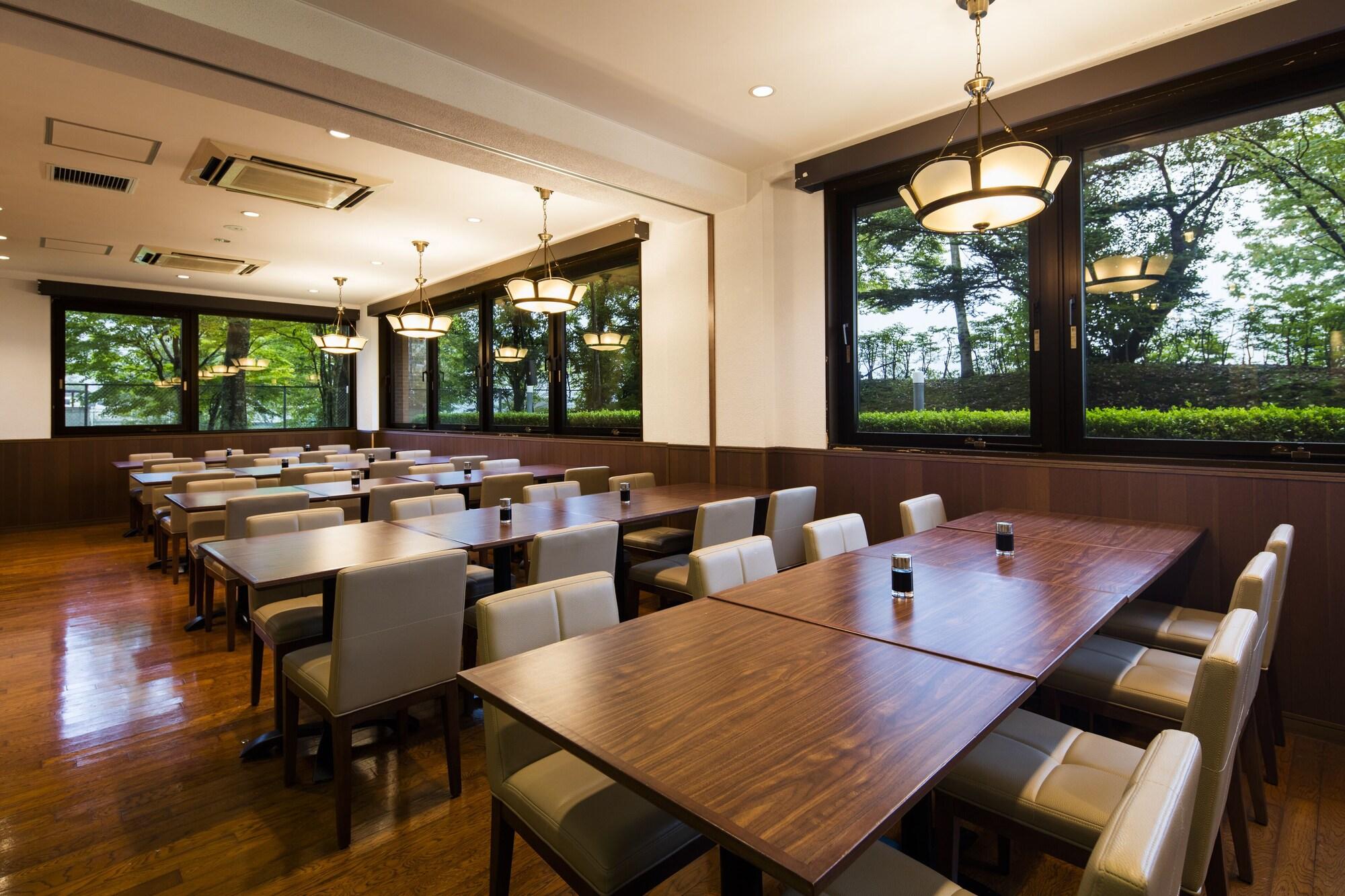 Restaurant Hotel Alexander Royal Resort Yamanakako