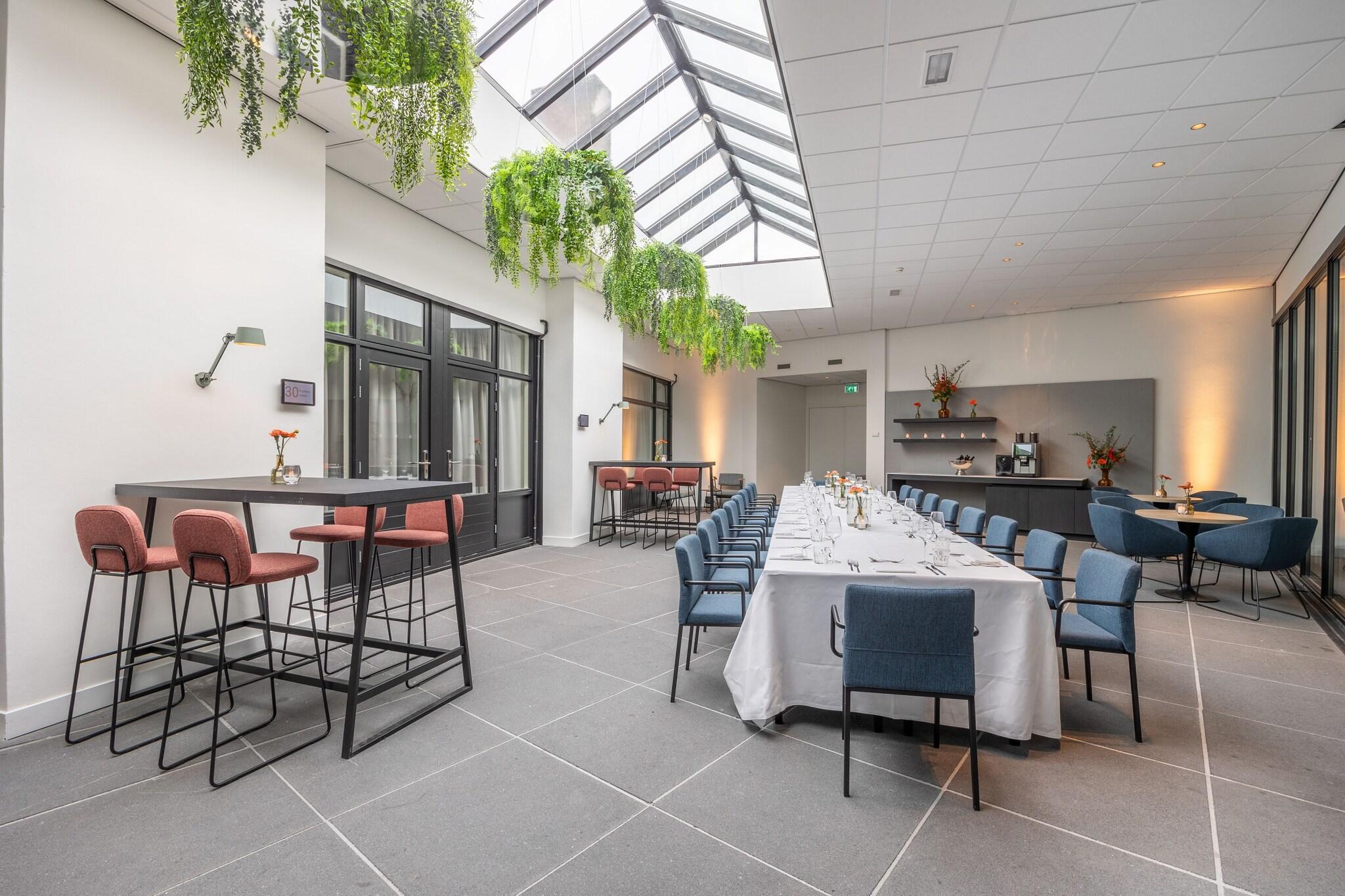 Vista Lobby Postillion Hotel Utrecht Bunnik