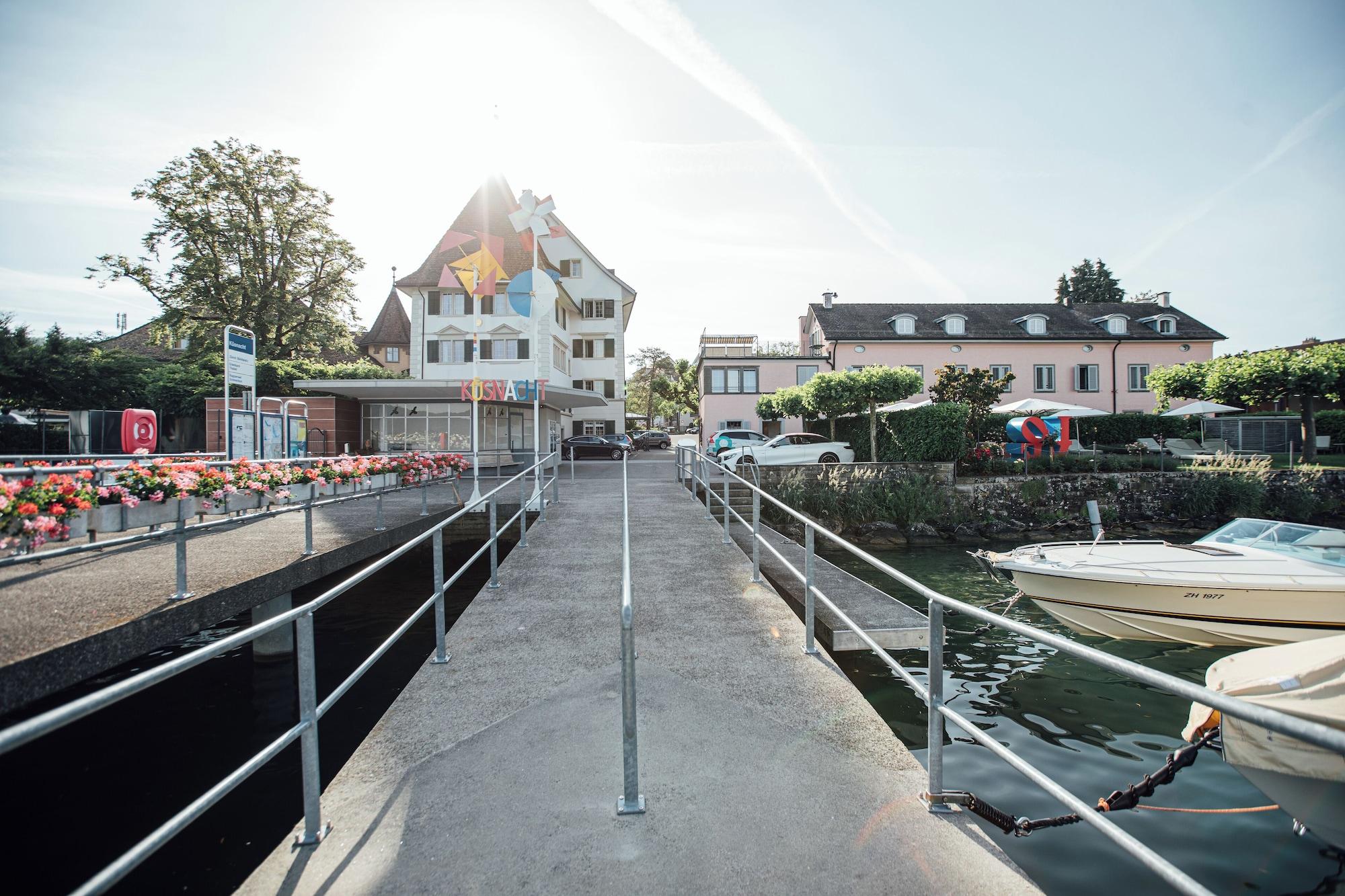 Vista Exterior Seehotel Sonne