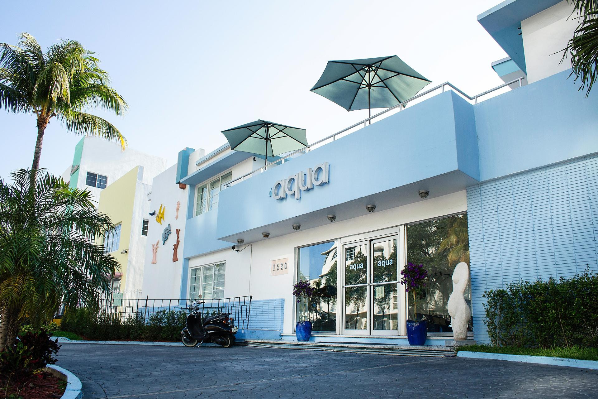 Vista Exterior Aqua Hotel & Suites
