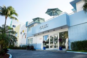Alojamiento - Aqua Hotel & Suites