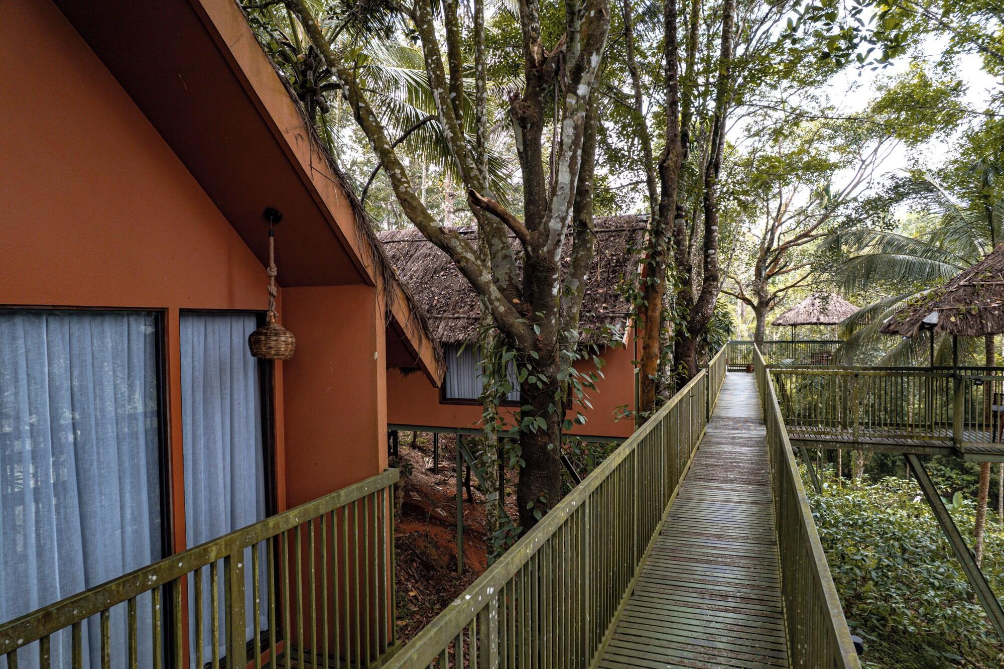 Vista Exterior Kings Flora Luxury Organic FarmResort