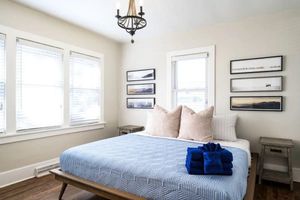 Alquiler Vacacional - WestboundBNB Cedar Spa  Friendly, 10min to 