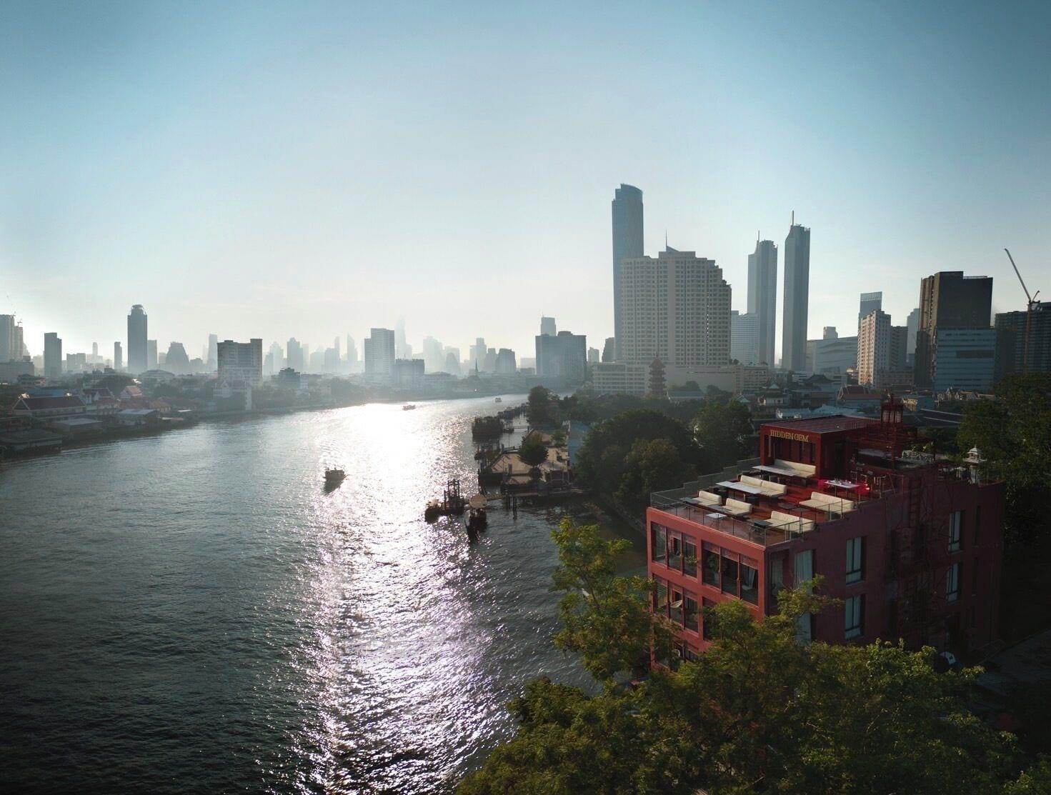 Varios Amdaeng Bangkok Riverside Hotel