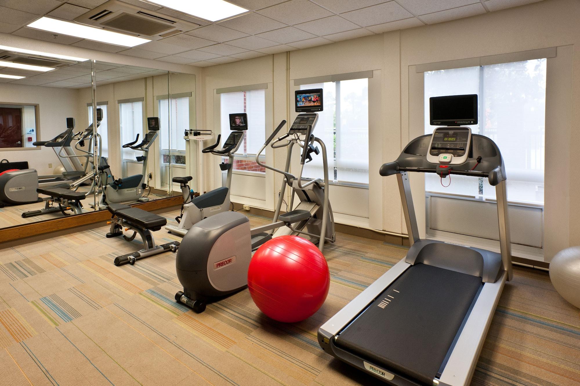 Gimnasio Holiday Inn Express Hotel & Suites Scott - Lafayette West by IHG