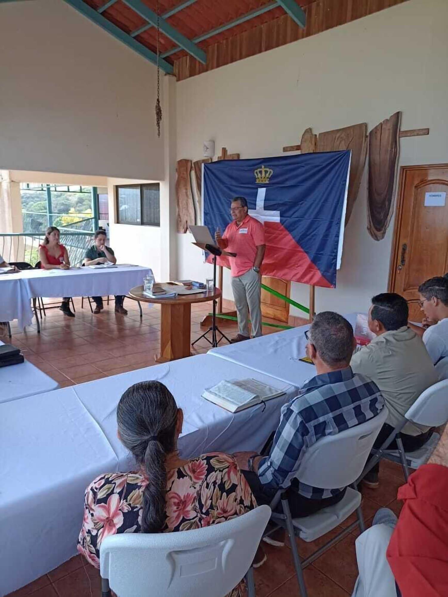 Sala de Reuniones The Embassy Ministry Center BNB