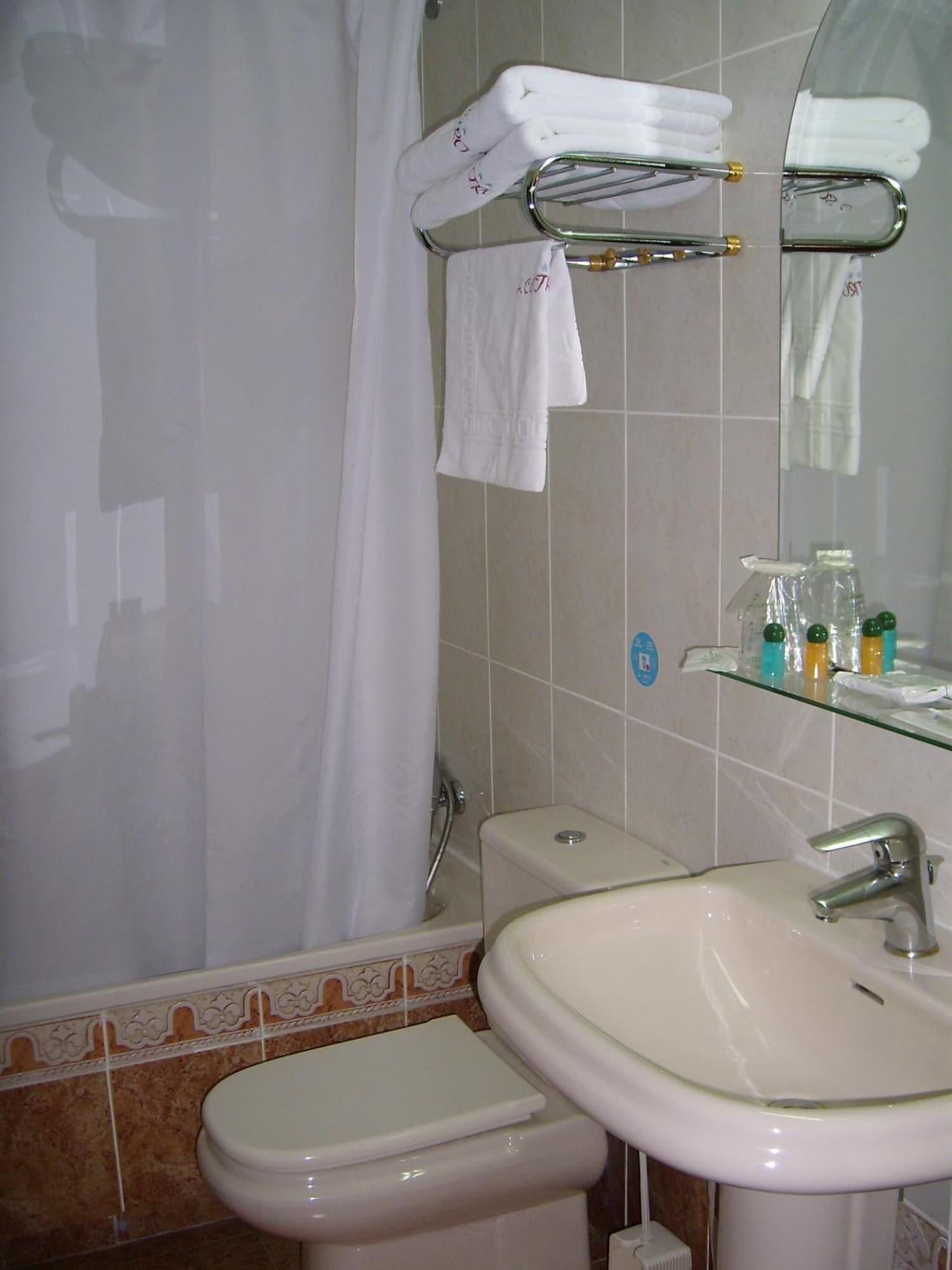 Equipamiento de Habitación Hostal Centro Sol