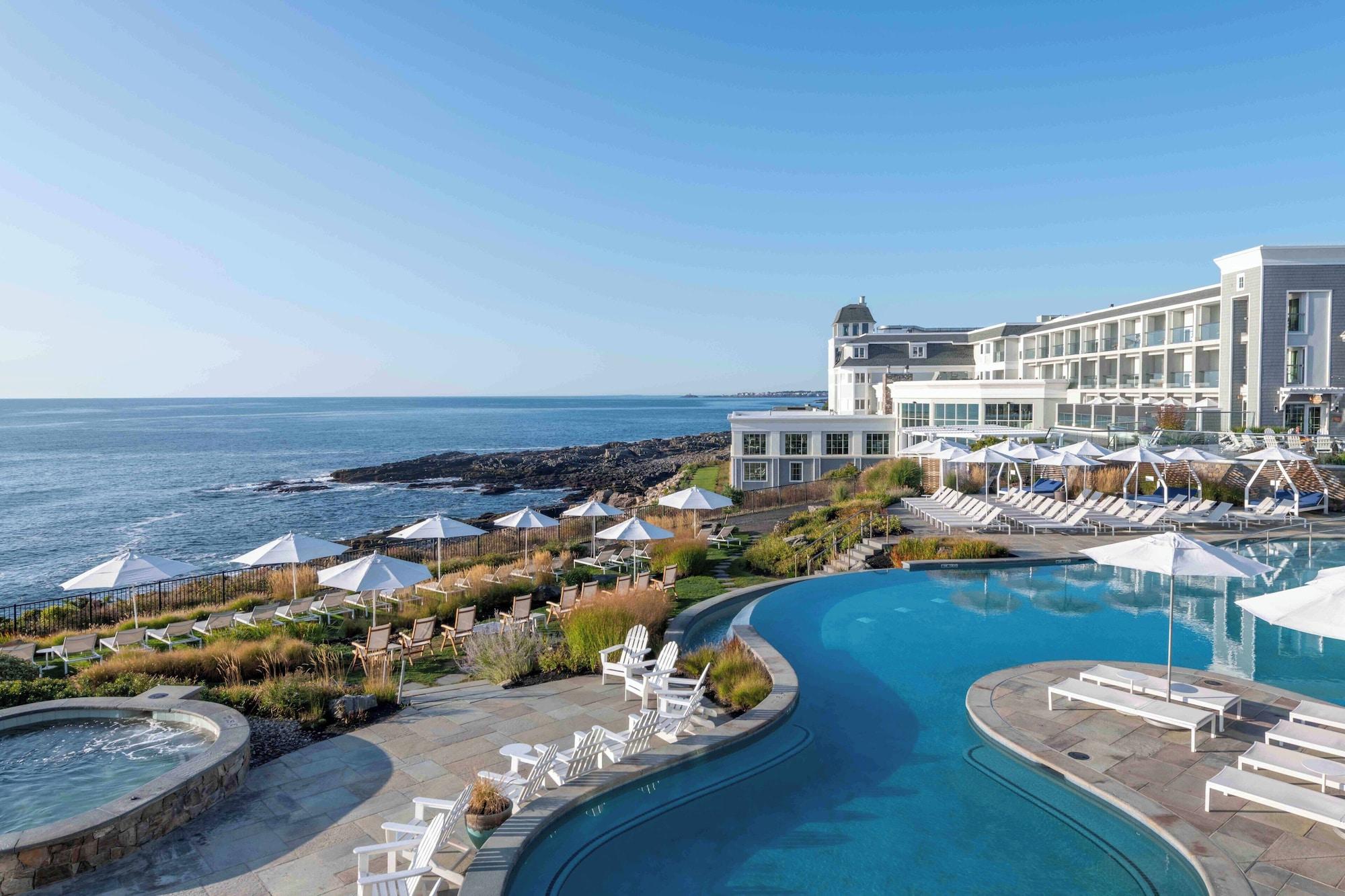 Vista Piscina Cliff House Maine