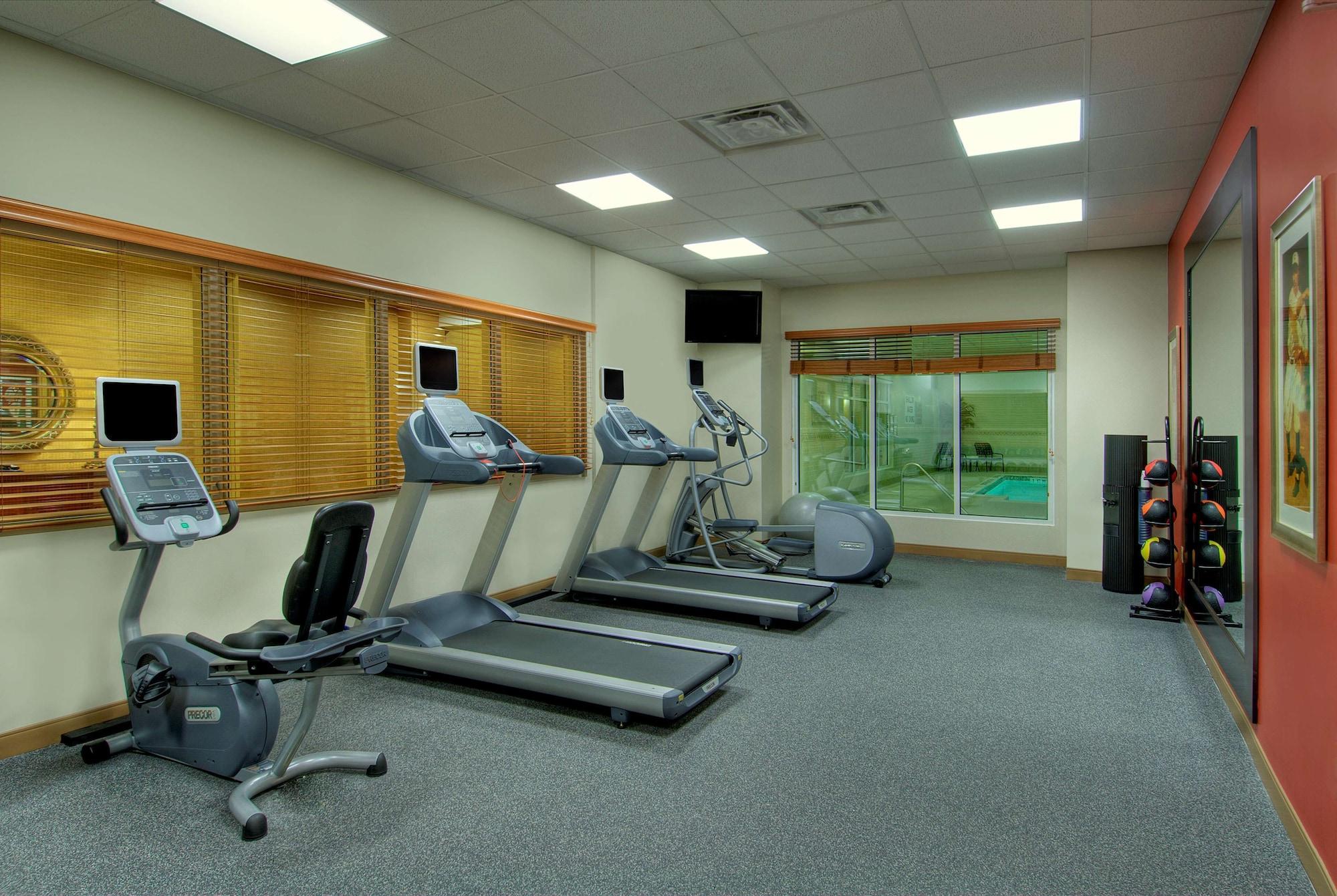 Gimnasio Hilton Garden Inn Ottawa Airport