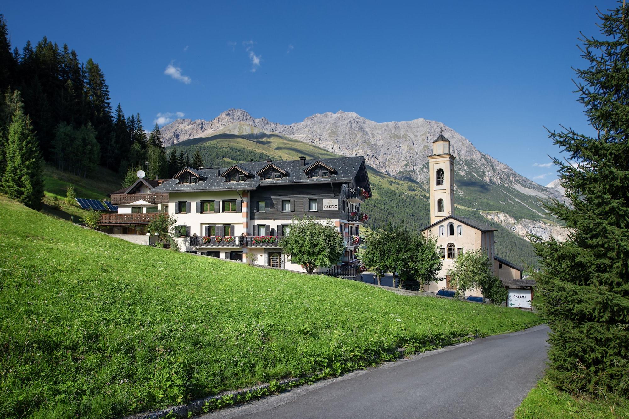 Varios Cardo hotel