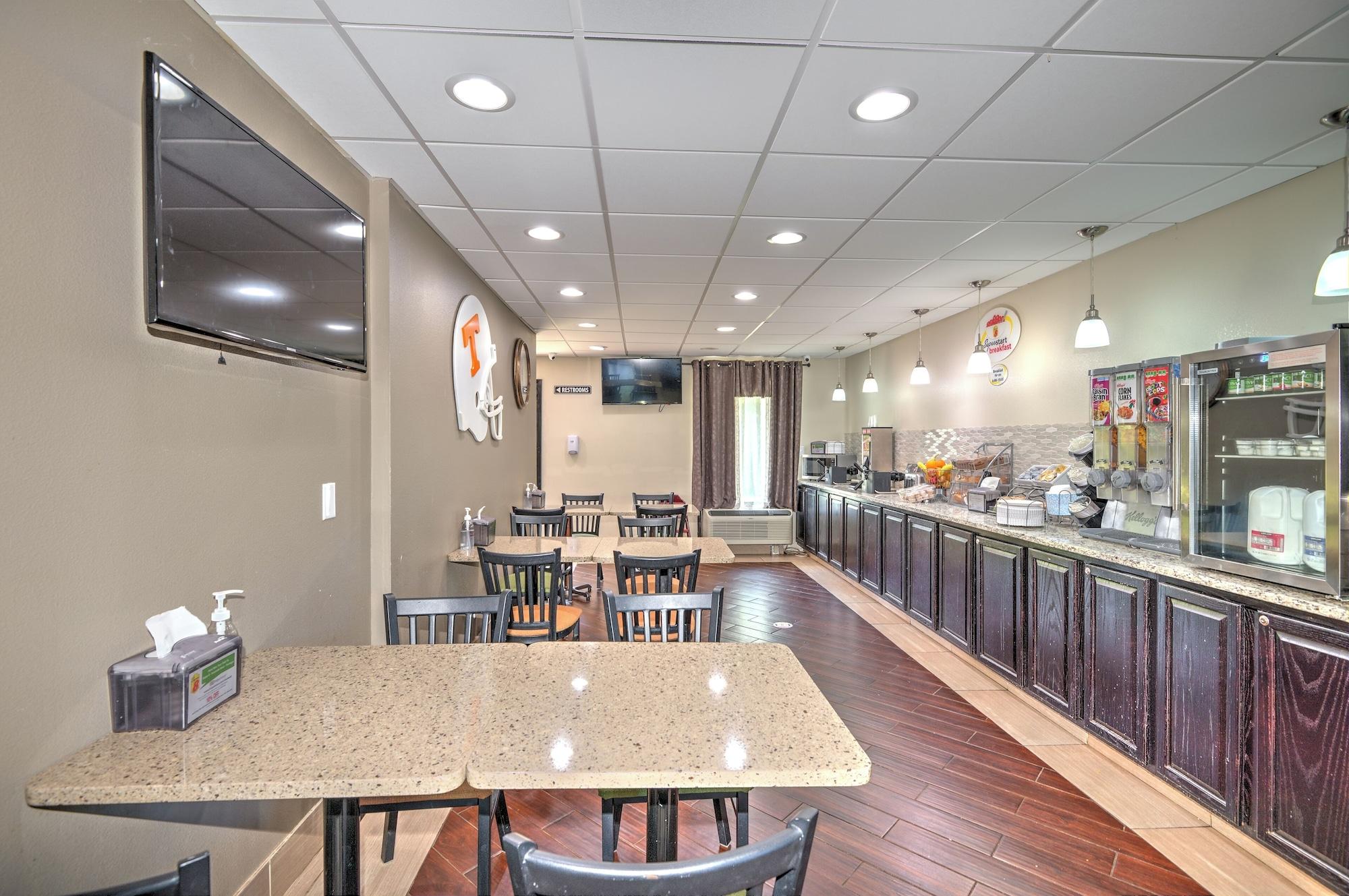 Restaurant Super 8 by Wyndham Knoxville West/Farragut