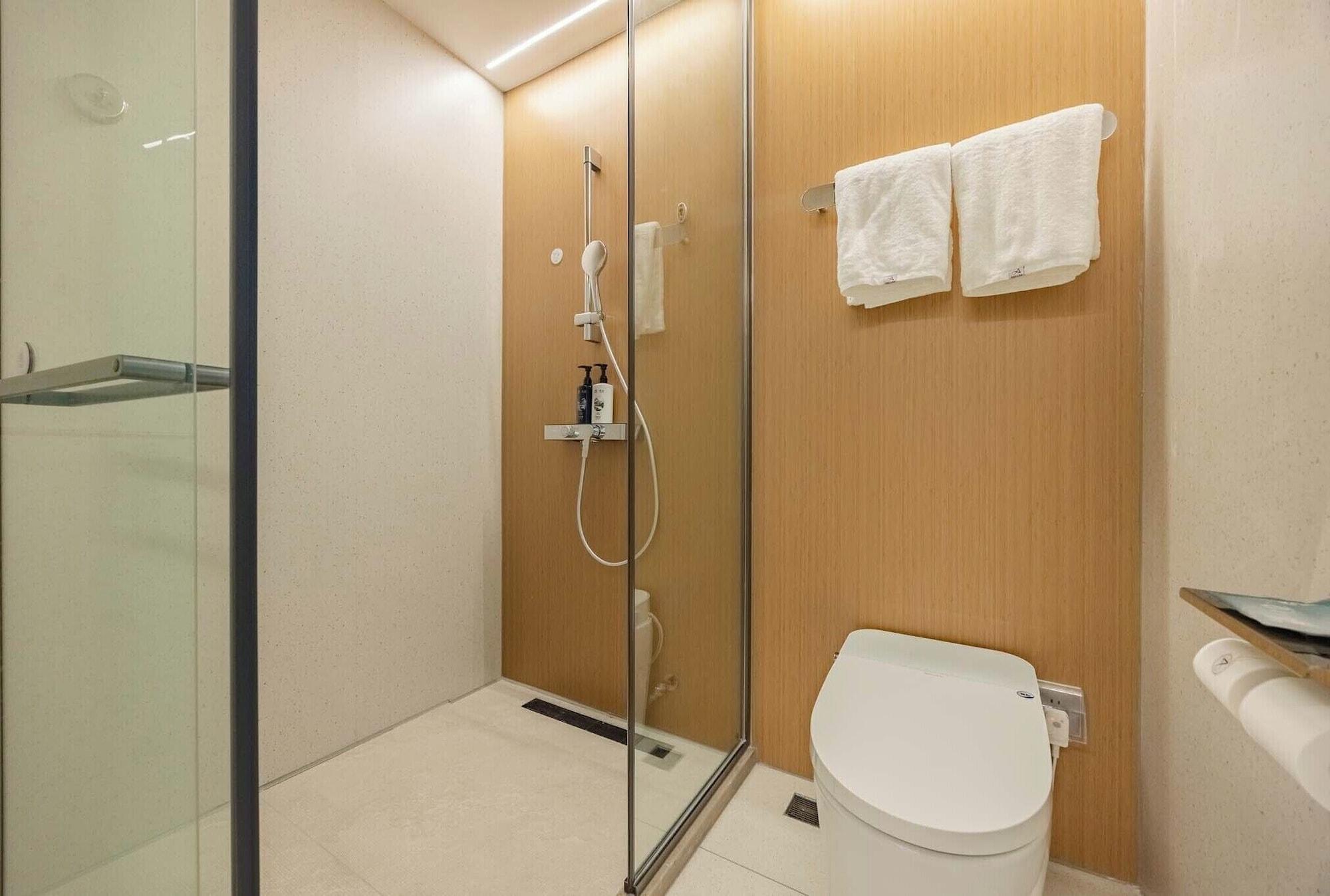 Equipamiento de Habitación LIS vision hotel