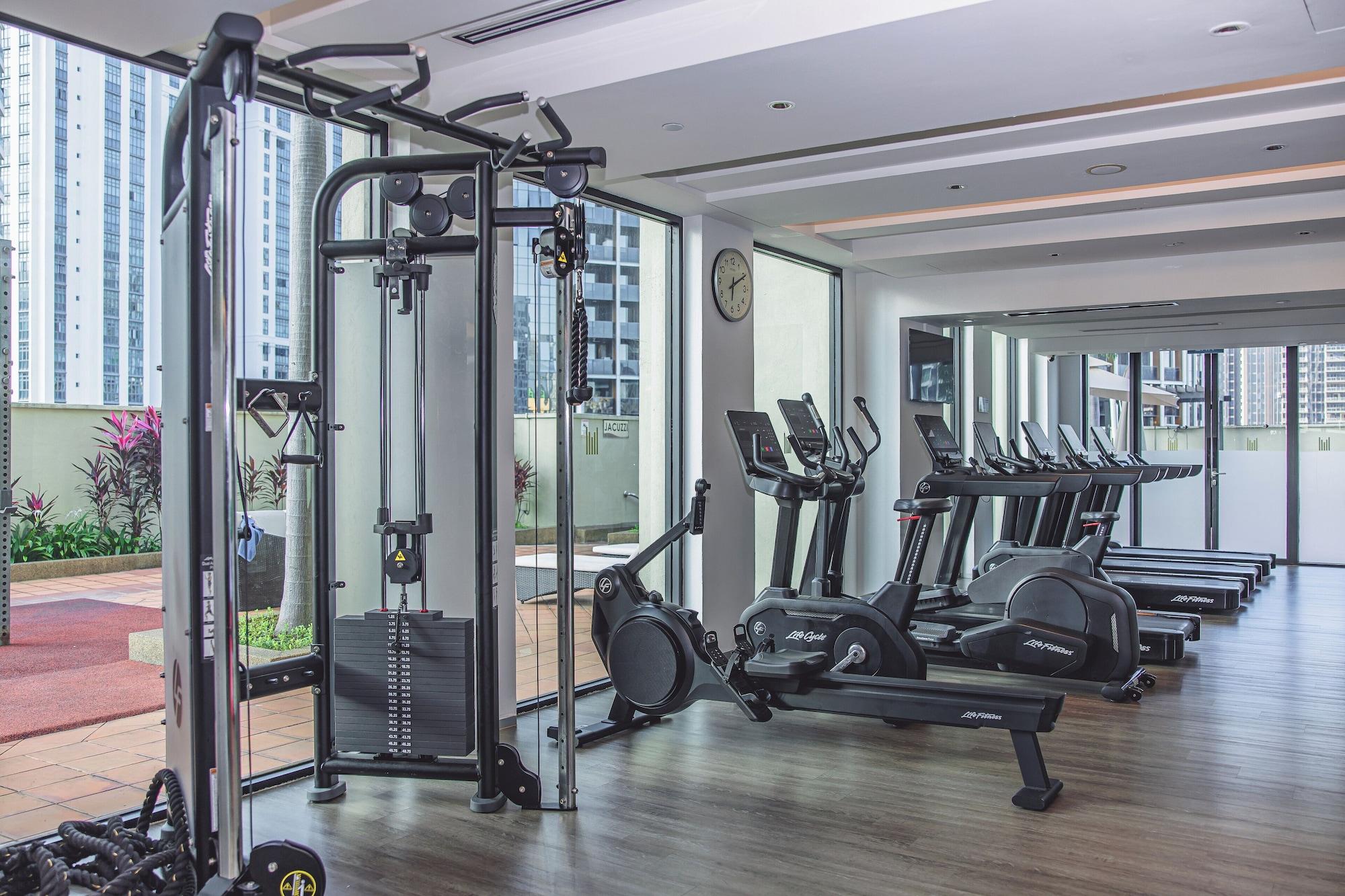 Gimnasio Grand Copthorne Waterfront