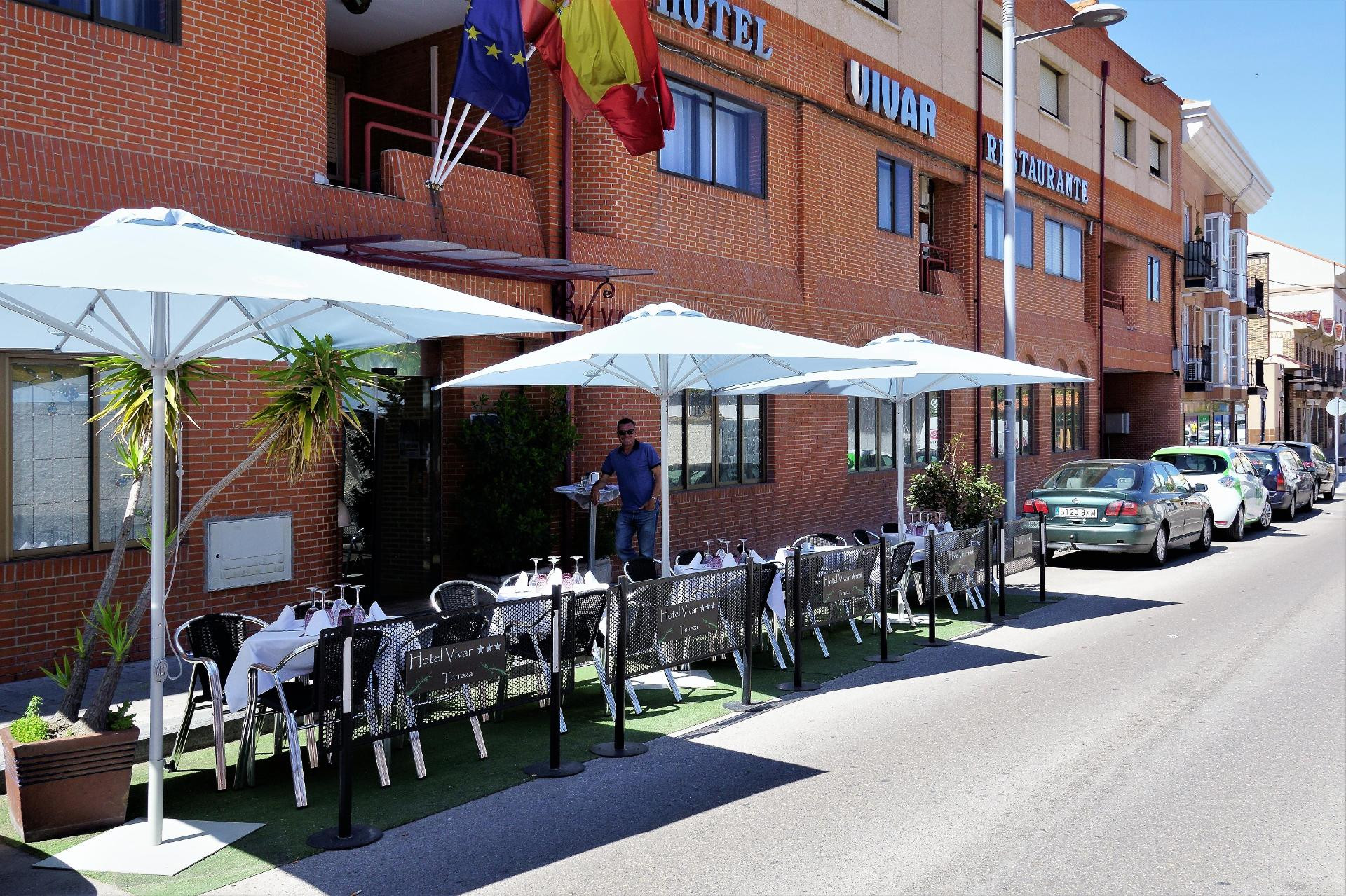 Vista Exterior Hotel Vivar