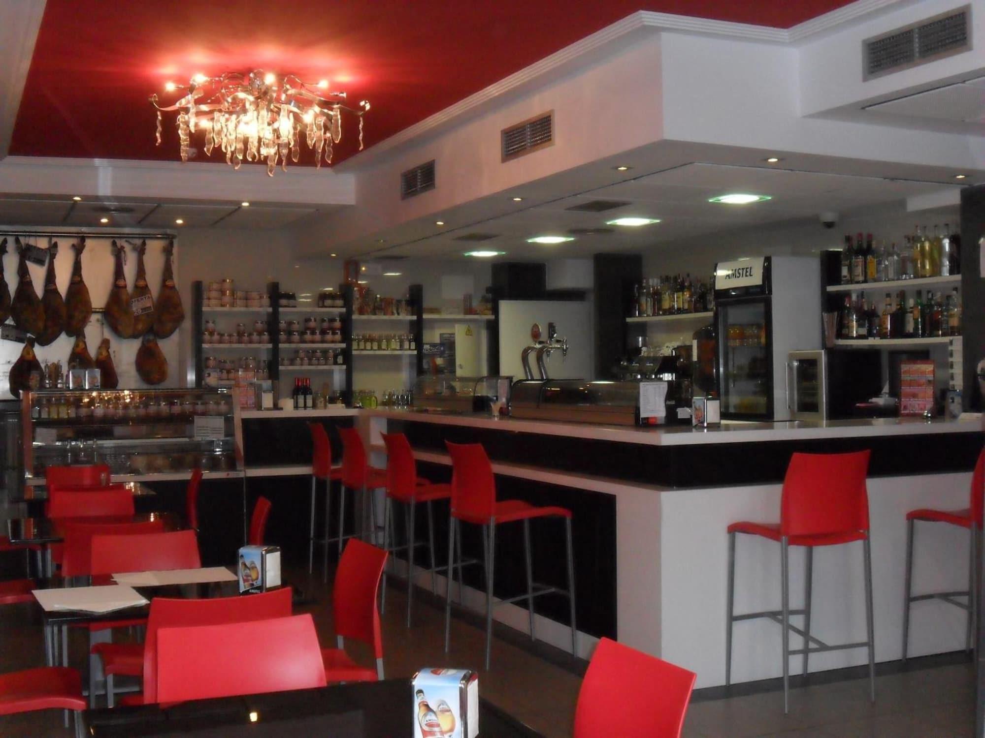 Bar/Salón Hotel LB Villa De Cuenca