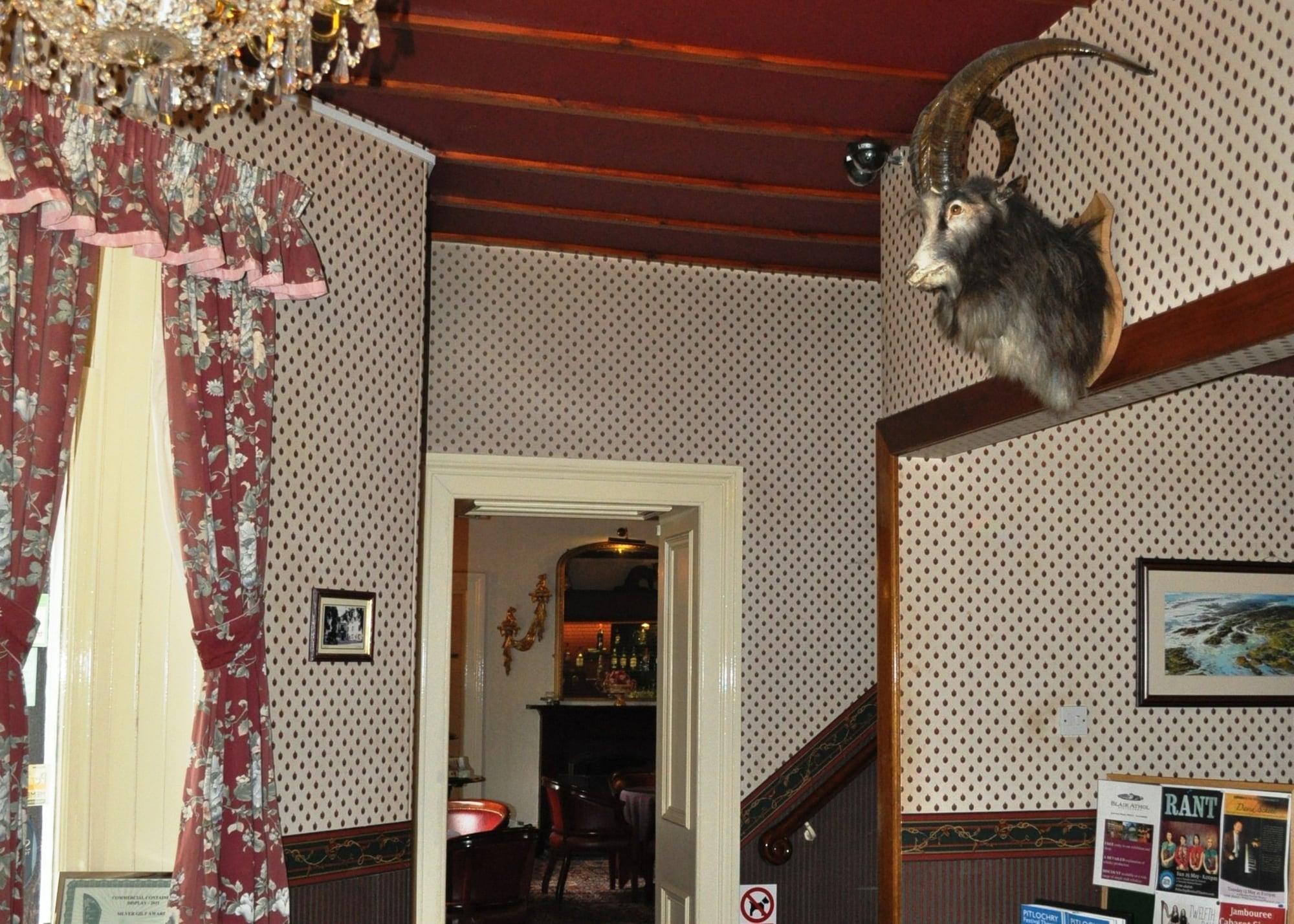 Varios Moulin Hotel