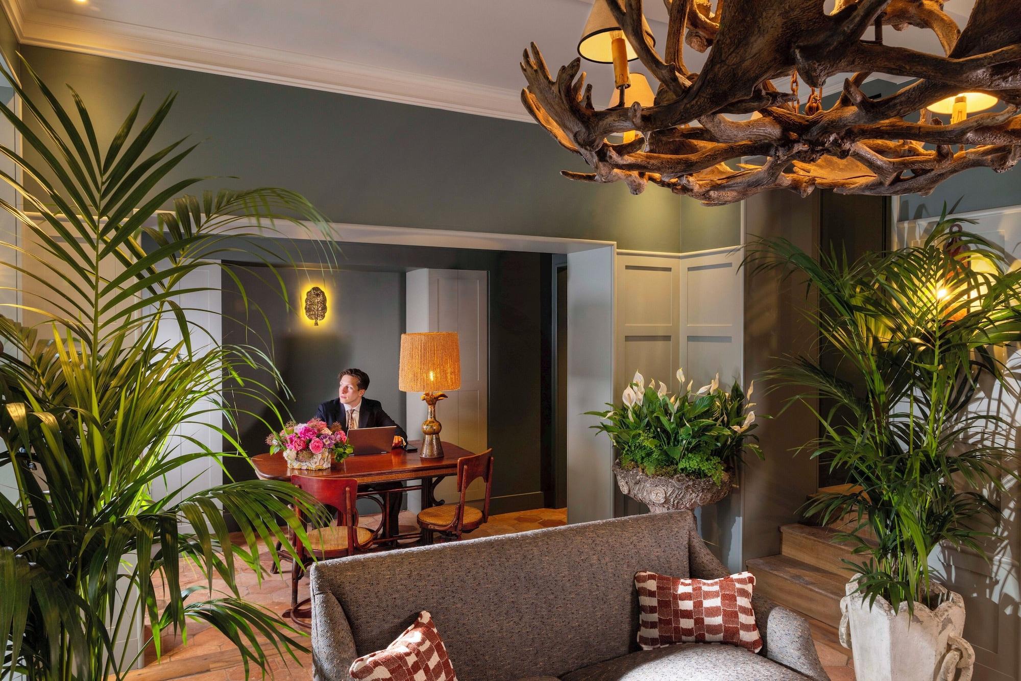 Vista Lobby Hôtel Aubépine