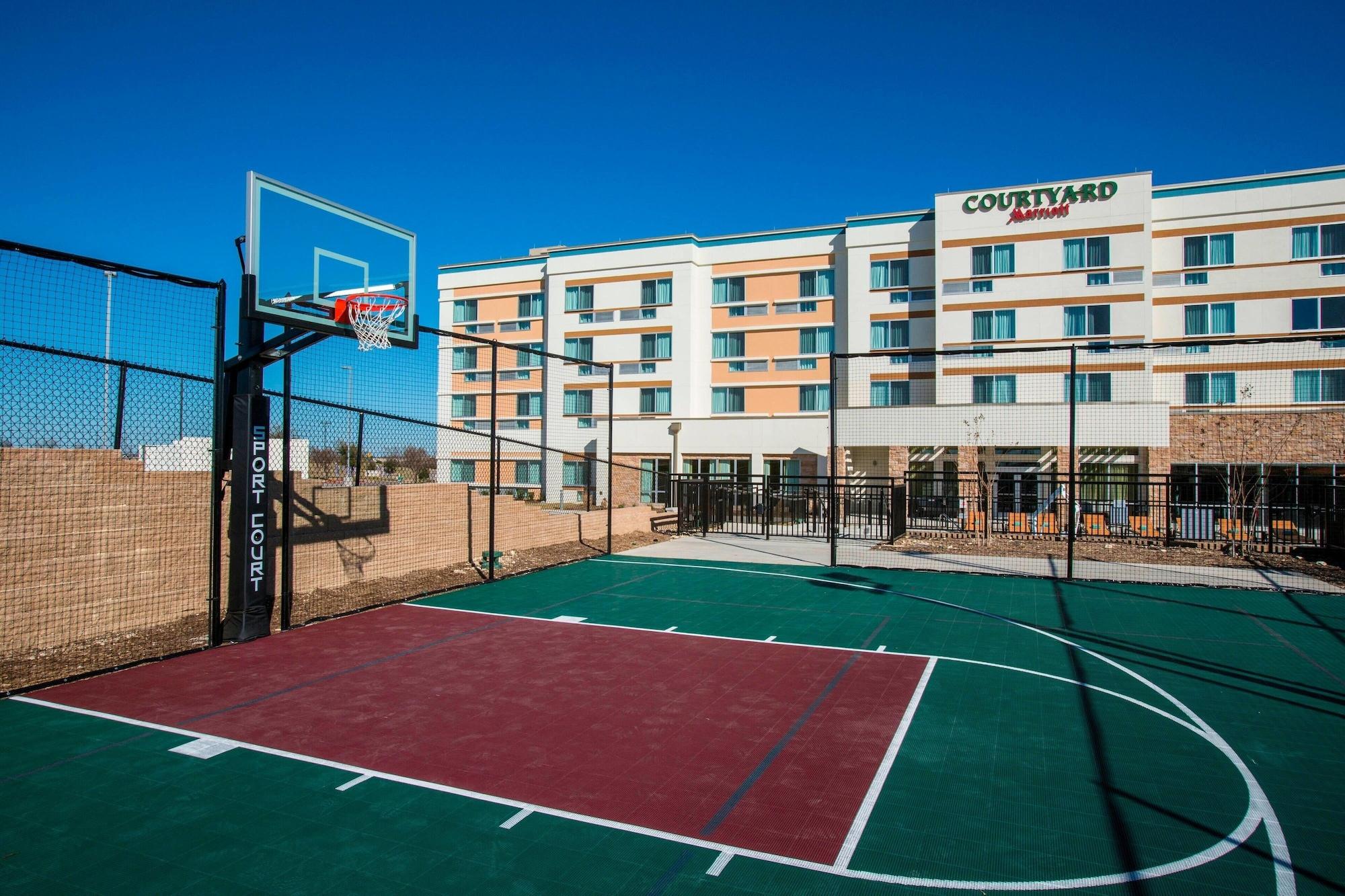 Instalaciones Recreativas Courtyard by Marriott Dallas Midlothian-Midlothian Conf Ctr