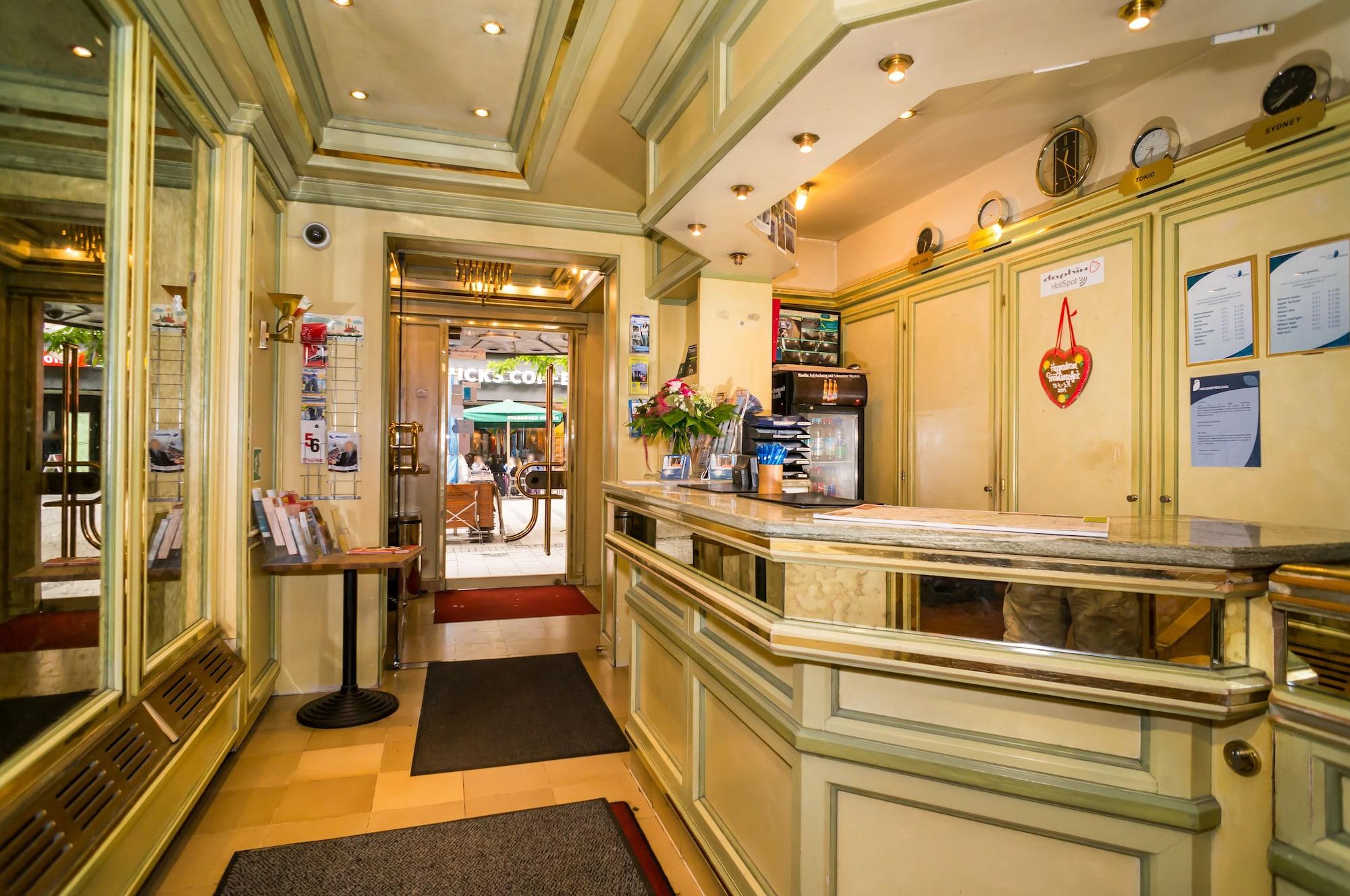 Vista Lobby Smart Stay Hotel Station