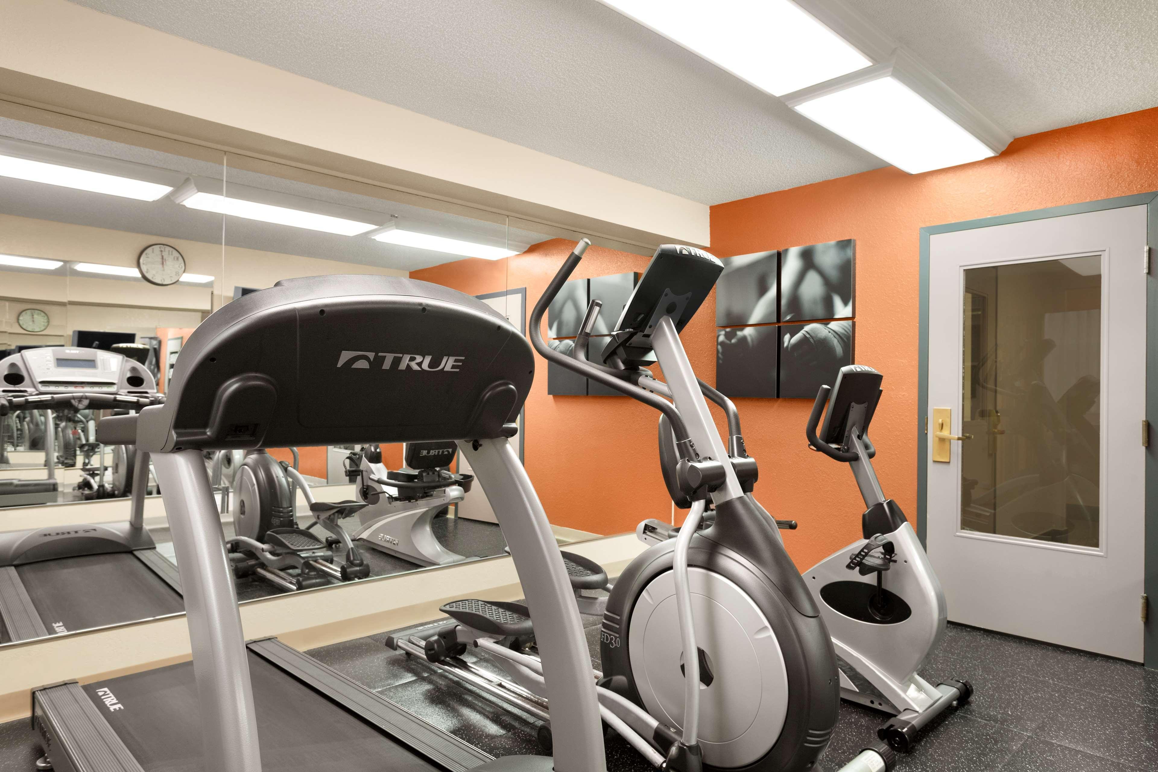 Instalaciones Recreativas The Palms Inn & Suites