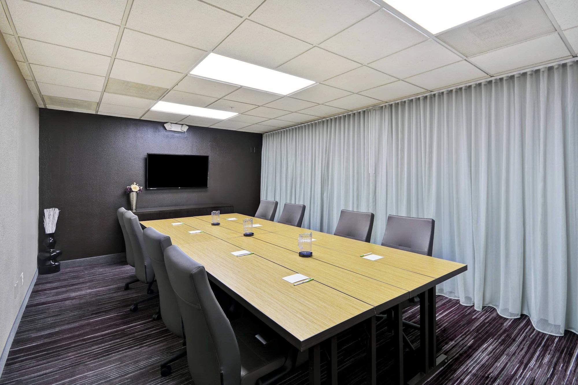 Sala de Reuniones Courtyard by Marriott Dalton